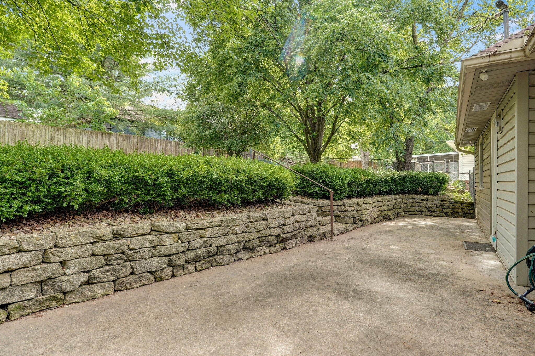 2142 East Shady Glen Drive Property Photo 35