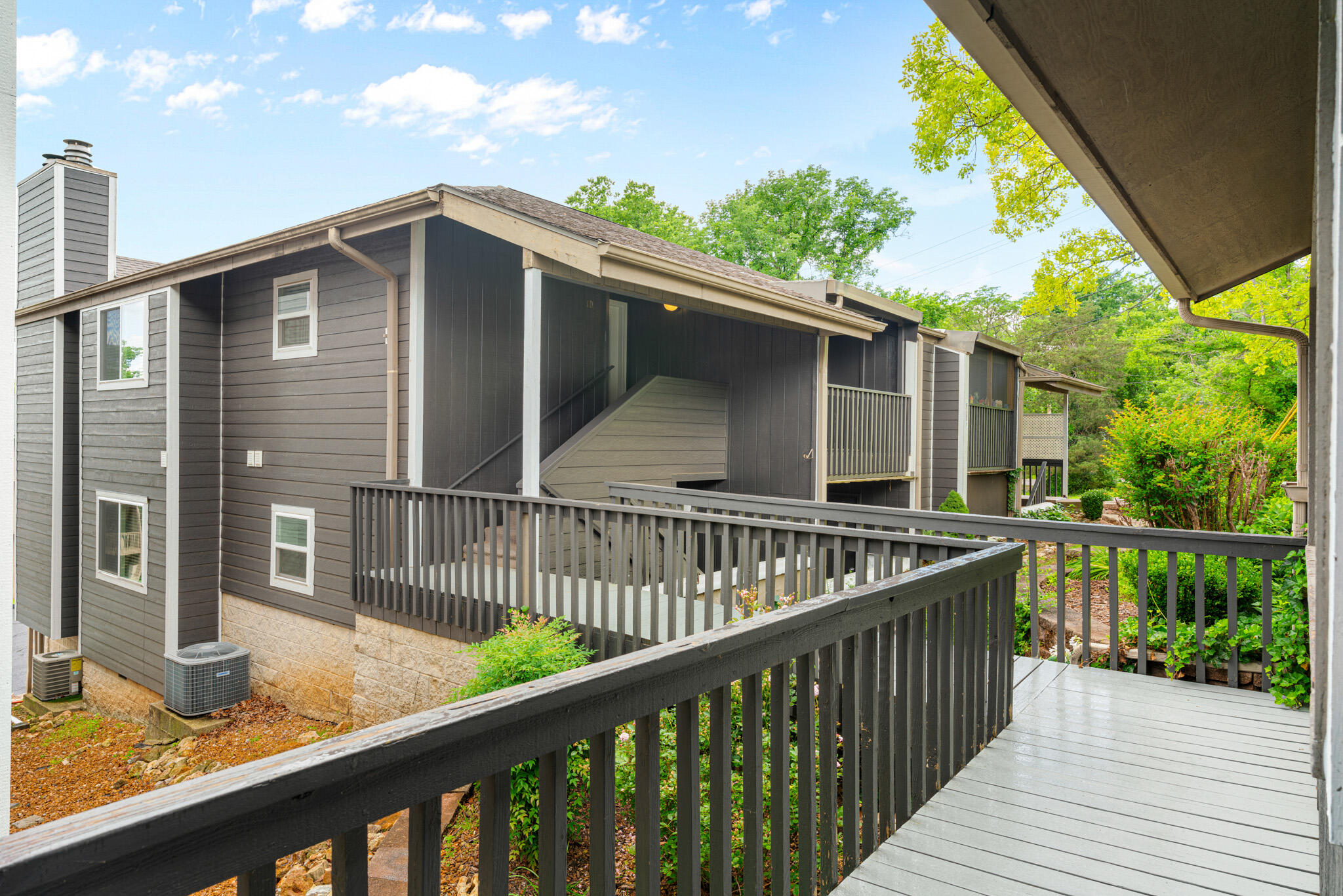 118 West Hensley Street Property Photo 1