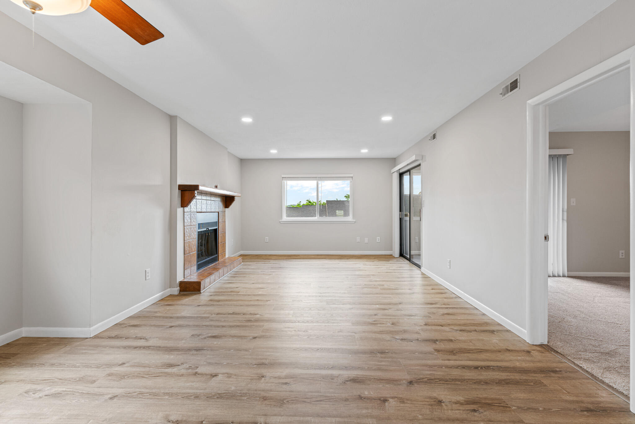 118 West Hensley Street Property Photo 7