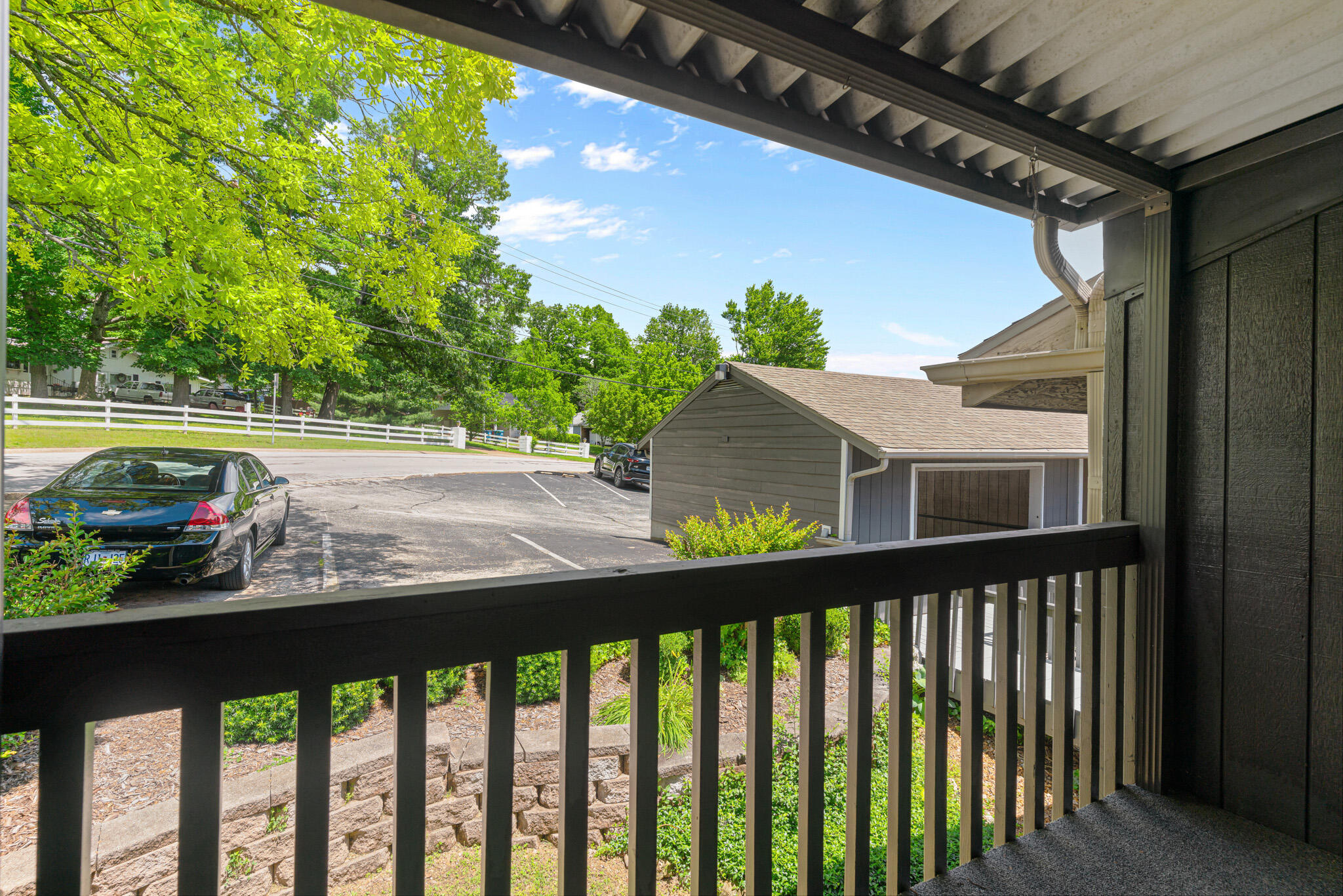 118 West Hensley Street Property Photo 18