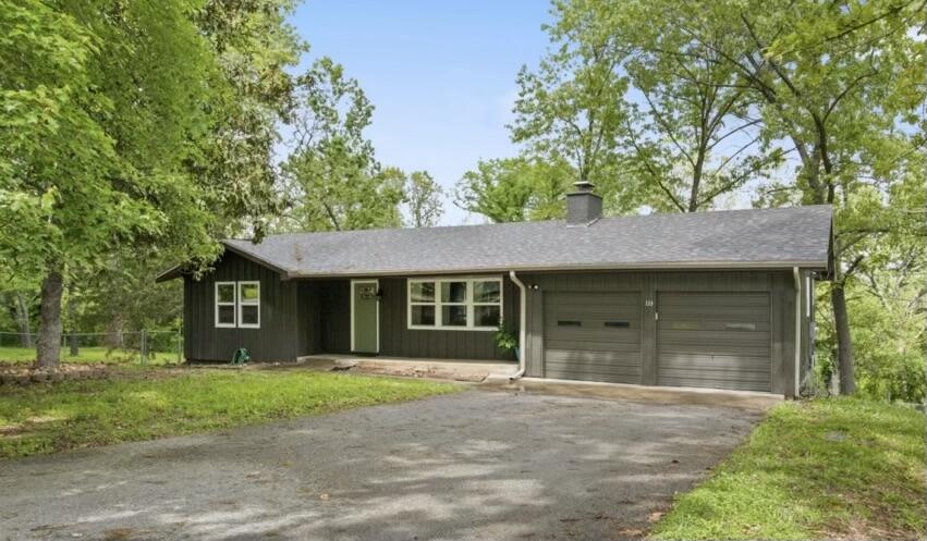 133 Robinhood Drive Property Photo 2