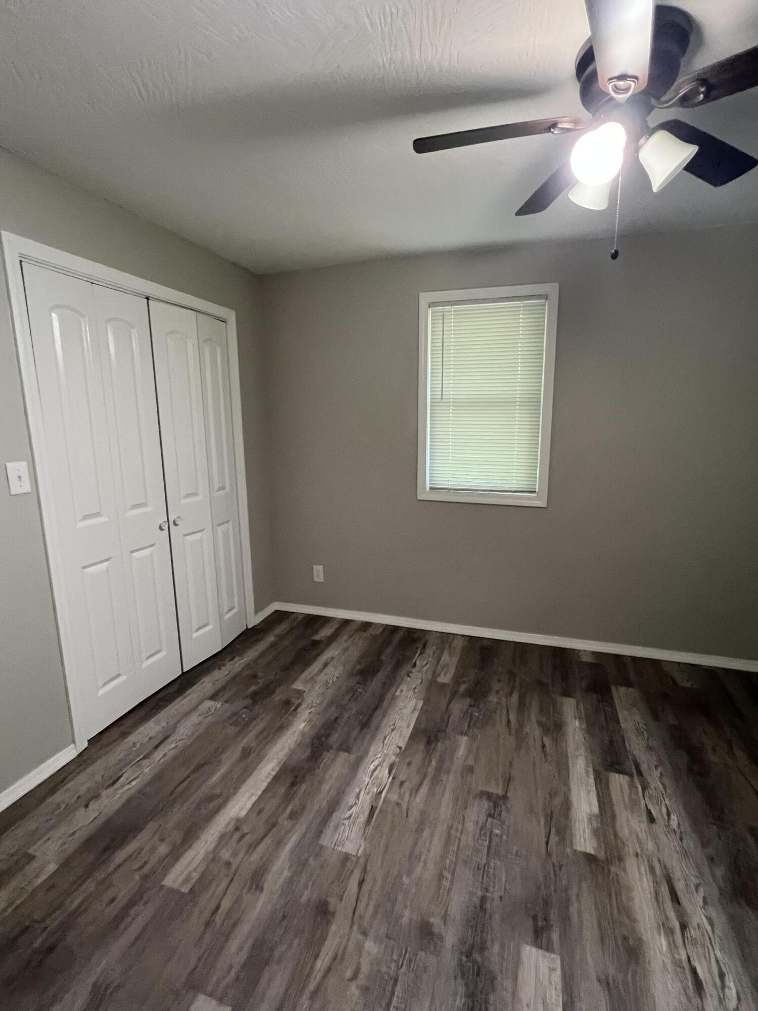 505 West Mill Street Property Photo 4