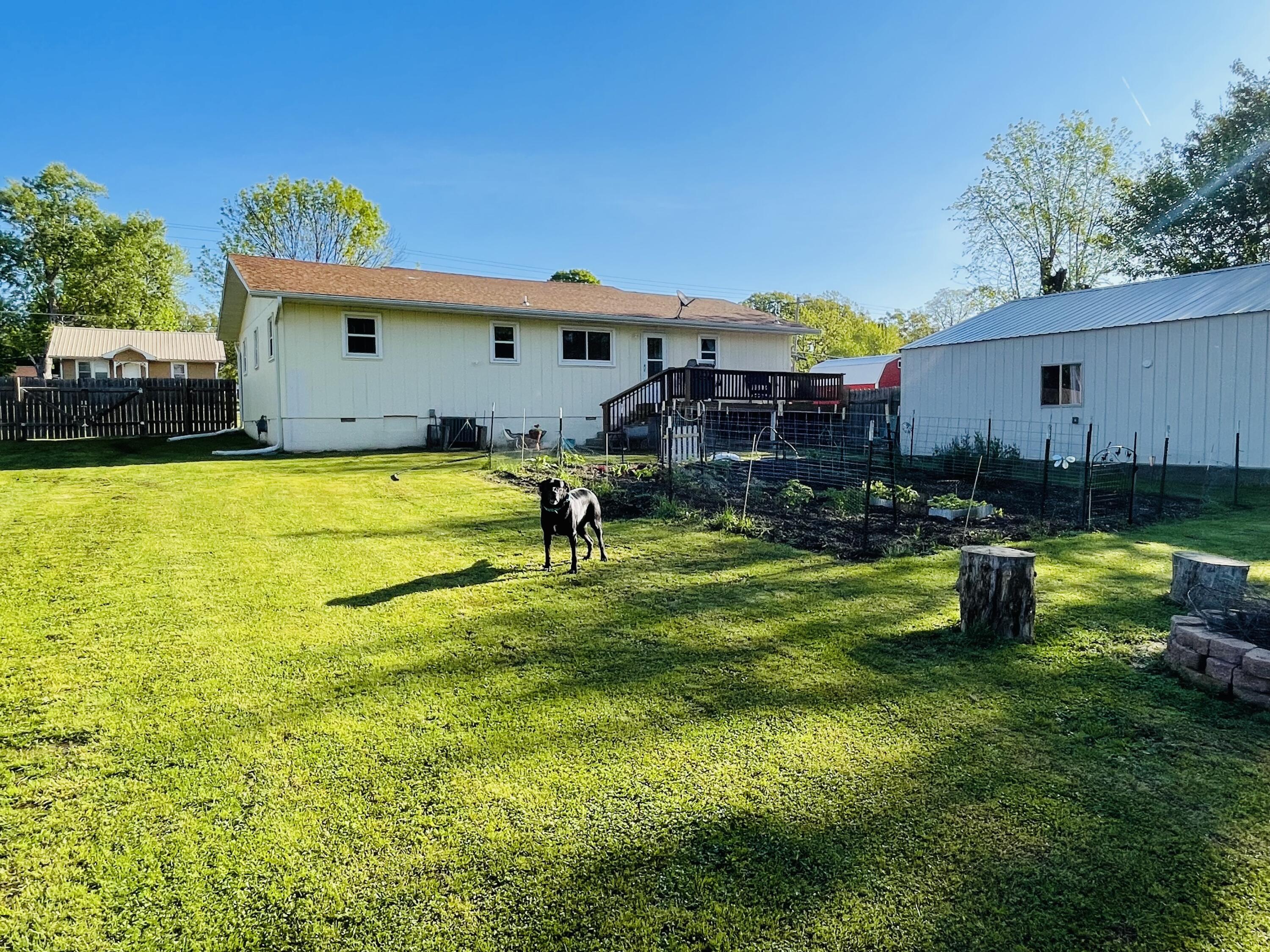 211 Bacorn Avenue Property Photo 6
