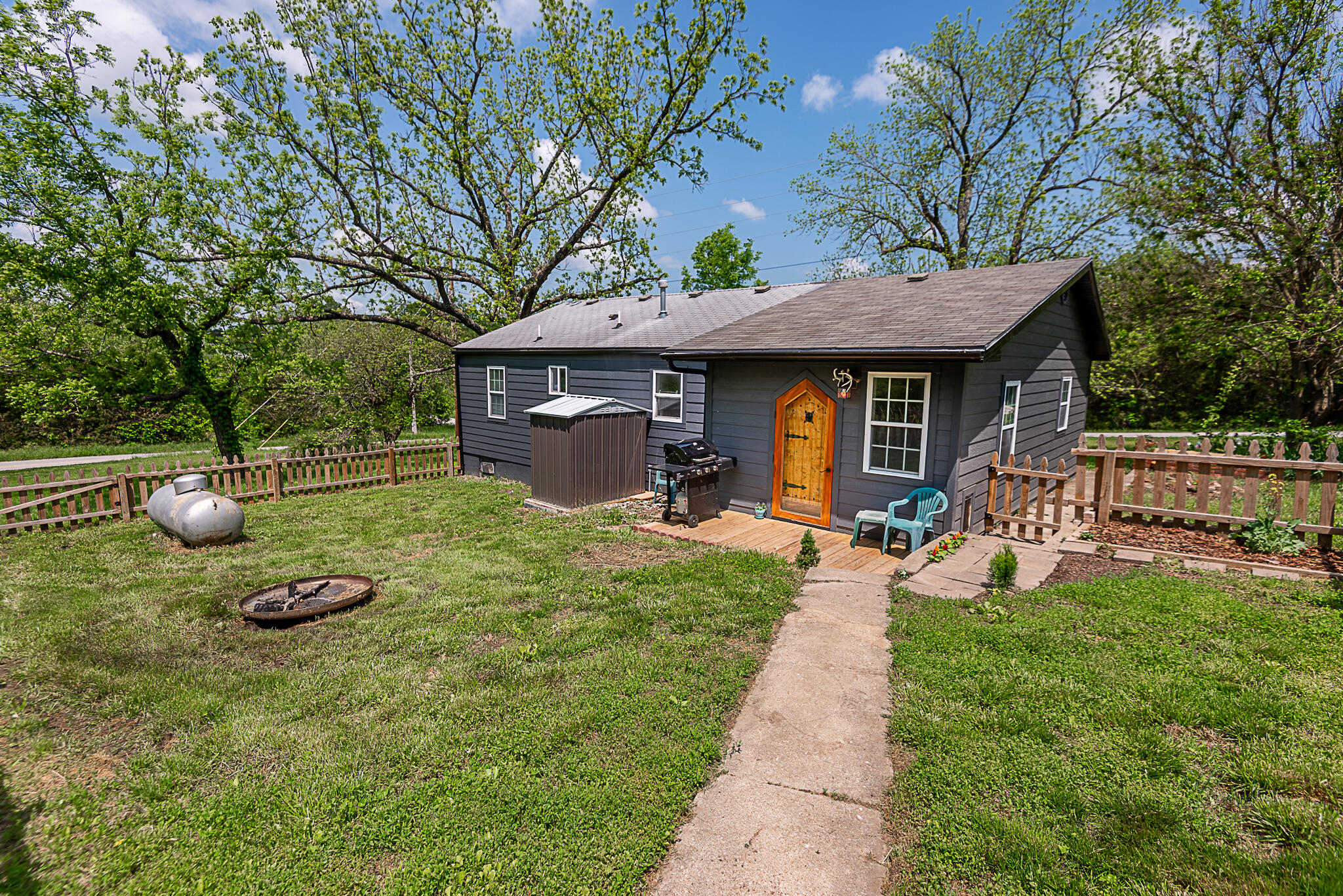 10870 North Farm Rd 137 Property Photo