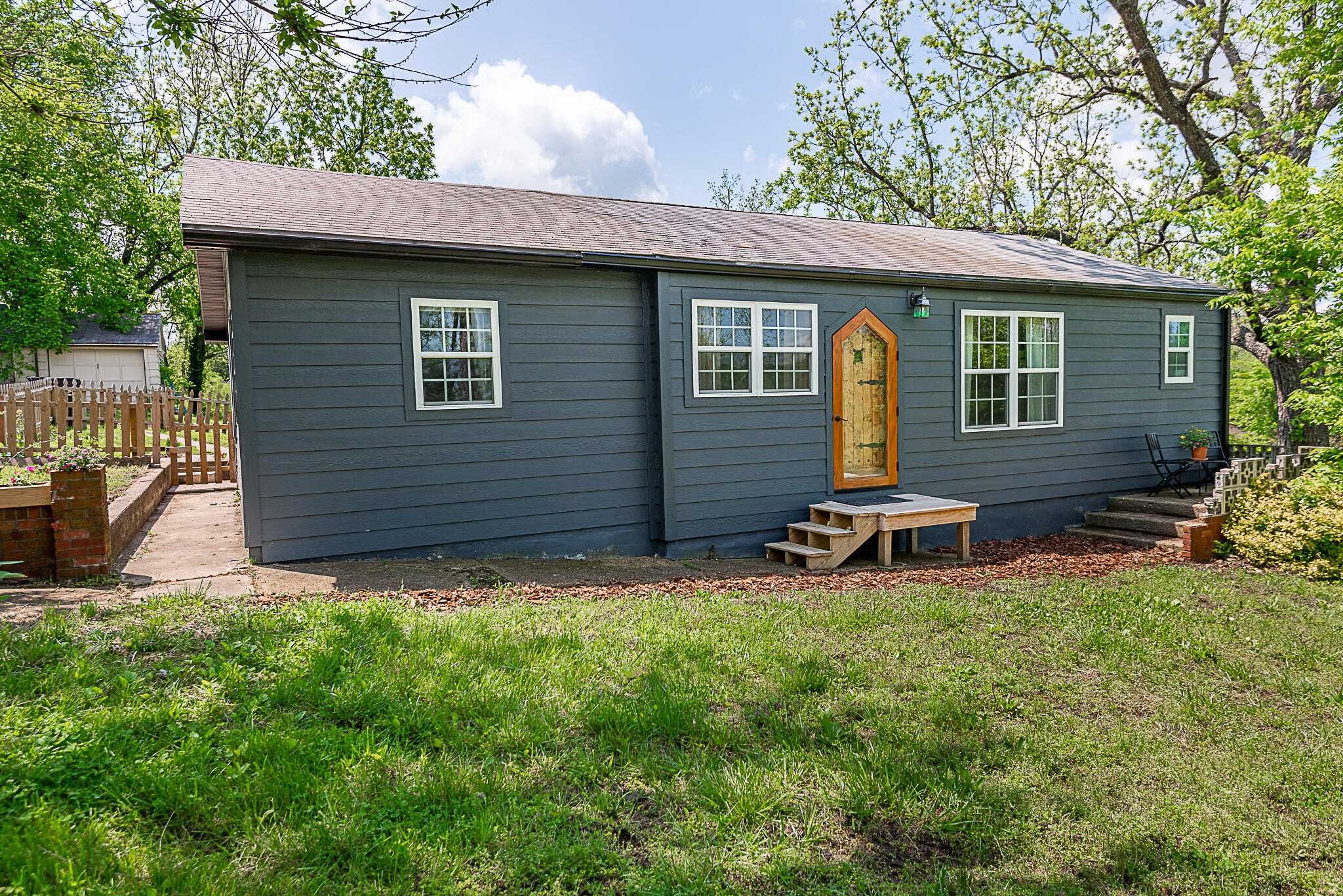 10870 North Farm Rd 137 Property Photo 5