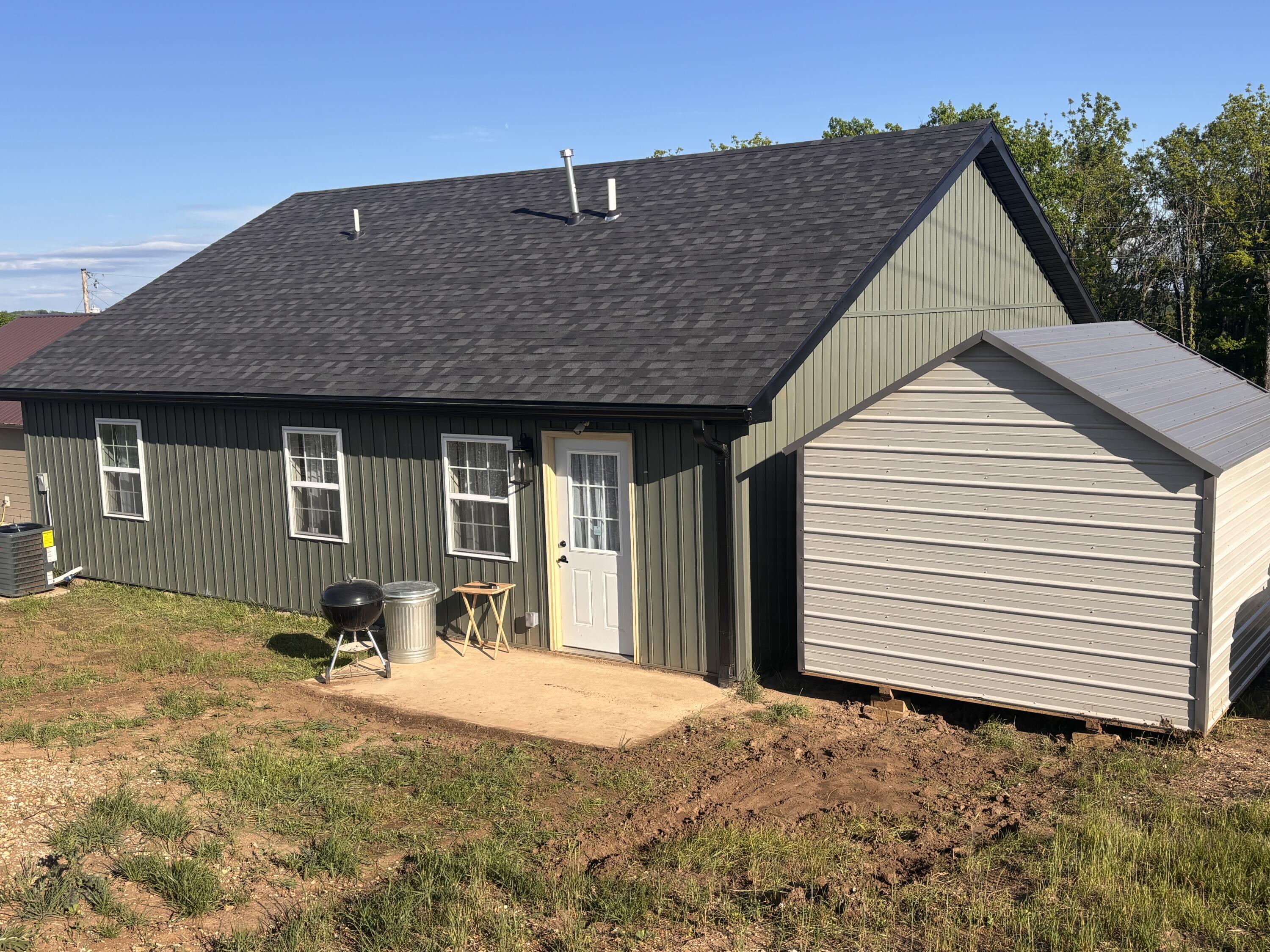 102 Lois Court Property Photo 13