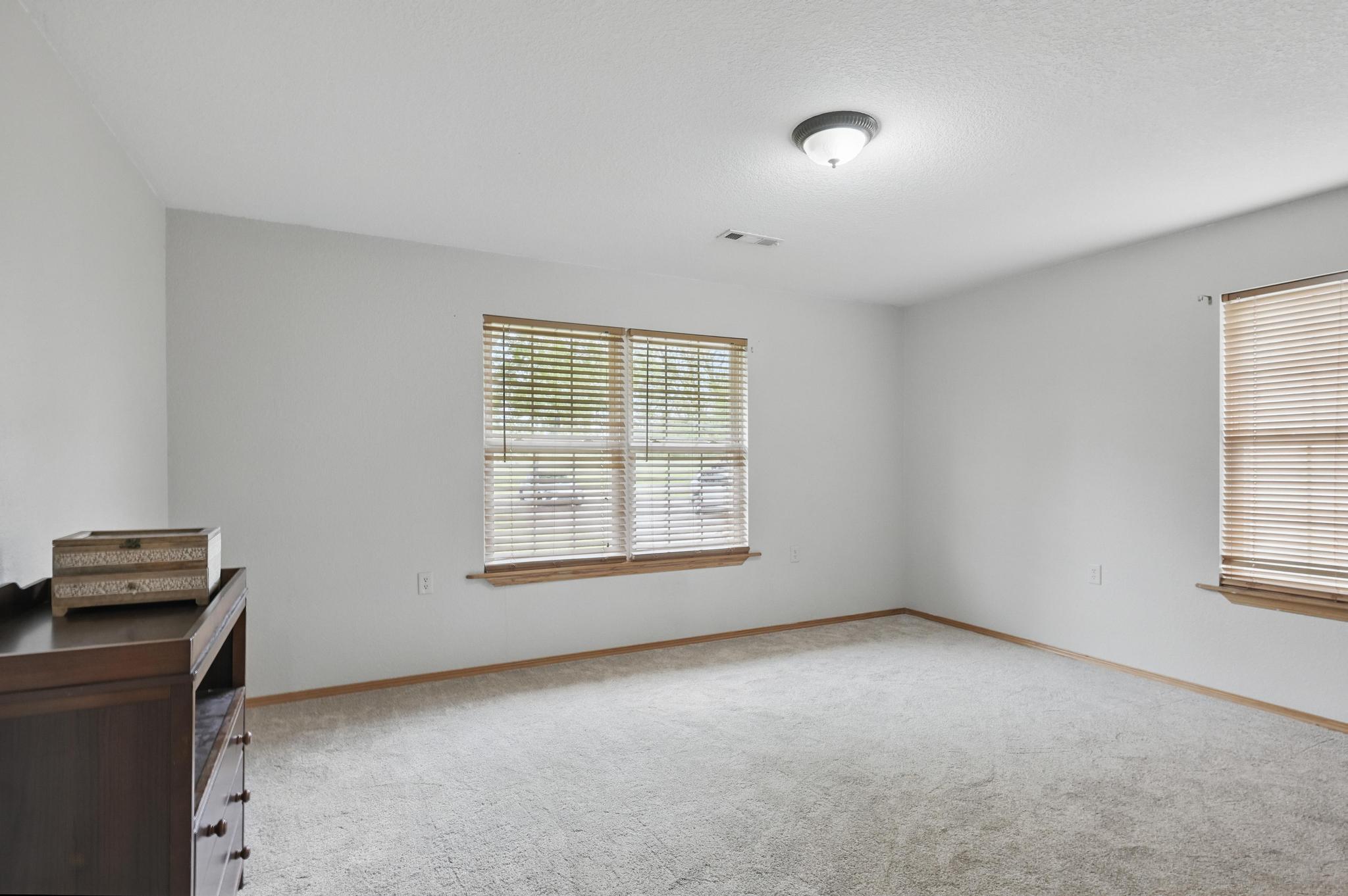 91 Kay Lane Property Photo 15