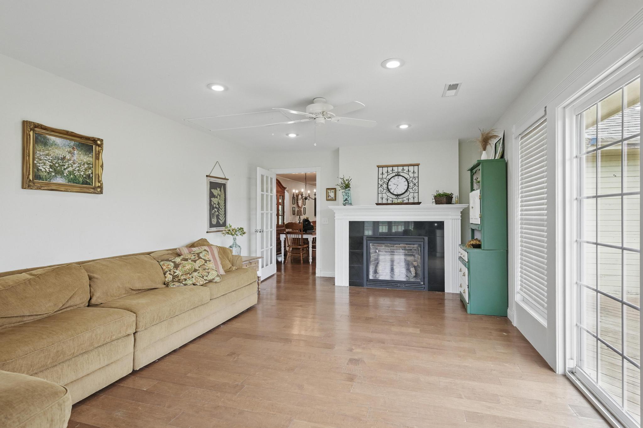 91 Kay Lane Property Photo 28