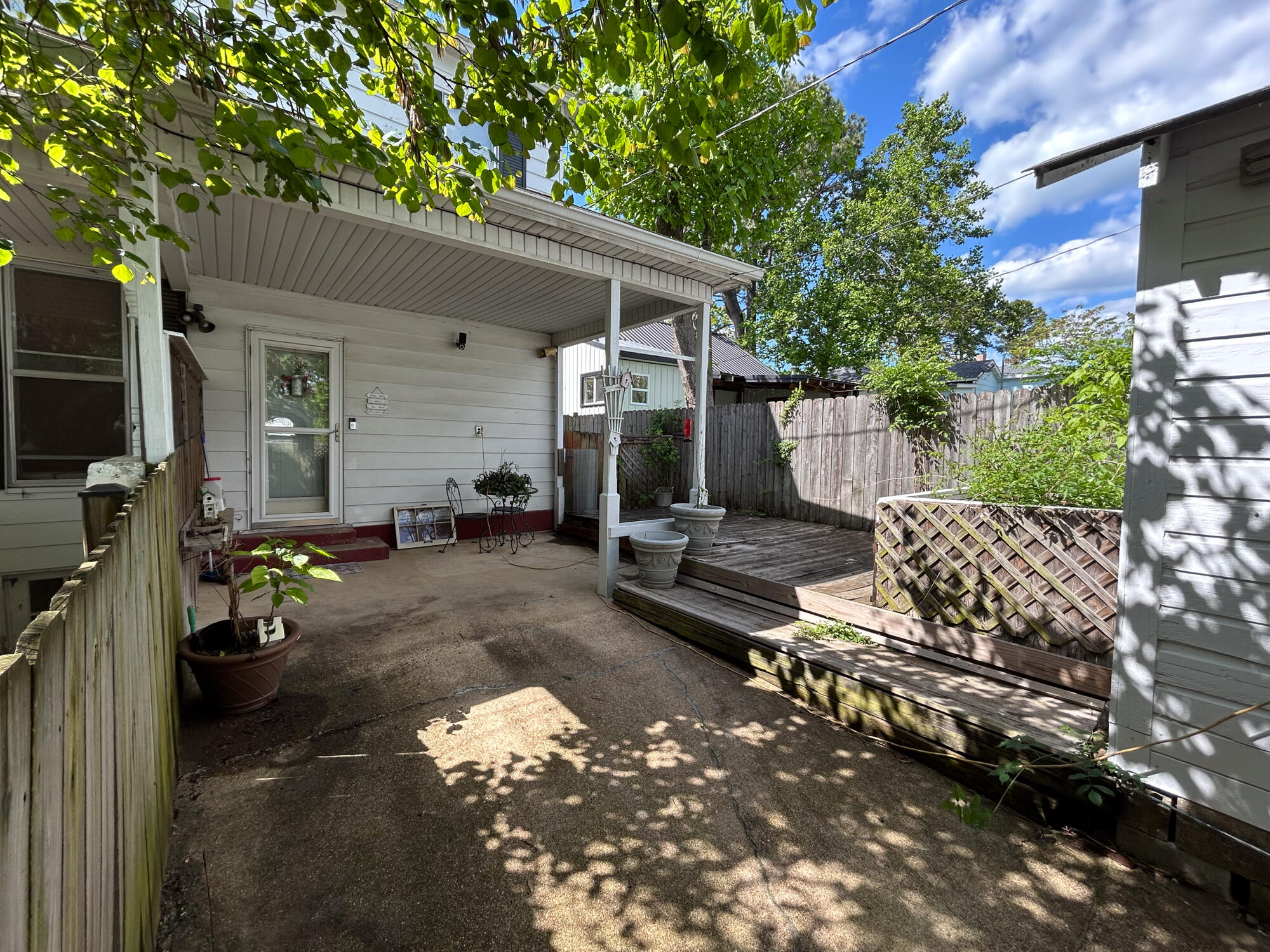 502 North Center Street Property Photo 37