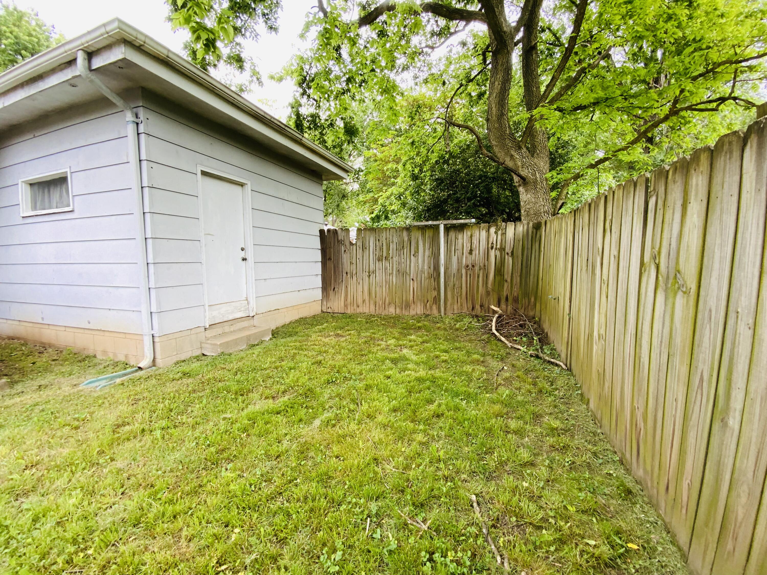 516 West Minota Street Property Photo 21