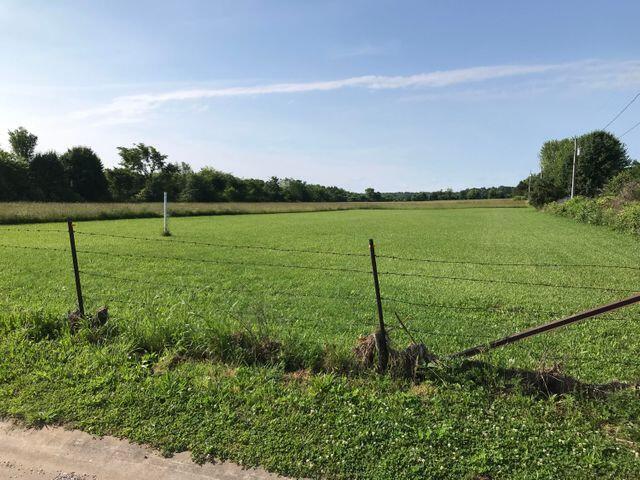 640 West Hadley Street Property Photo 2