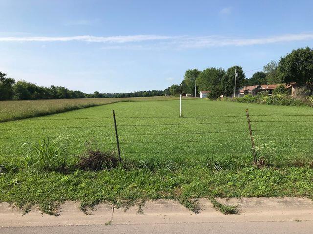 640 West Hadley Street Property Photo 3