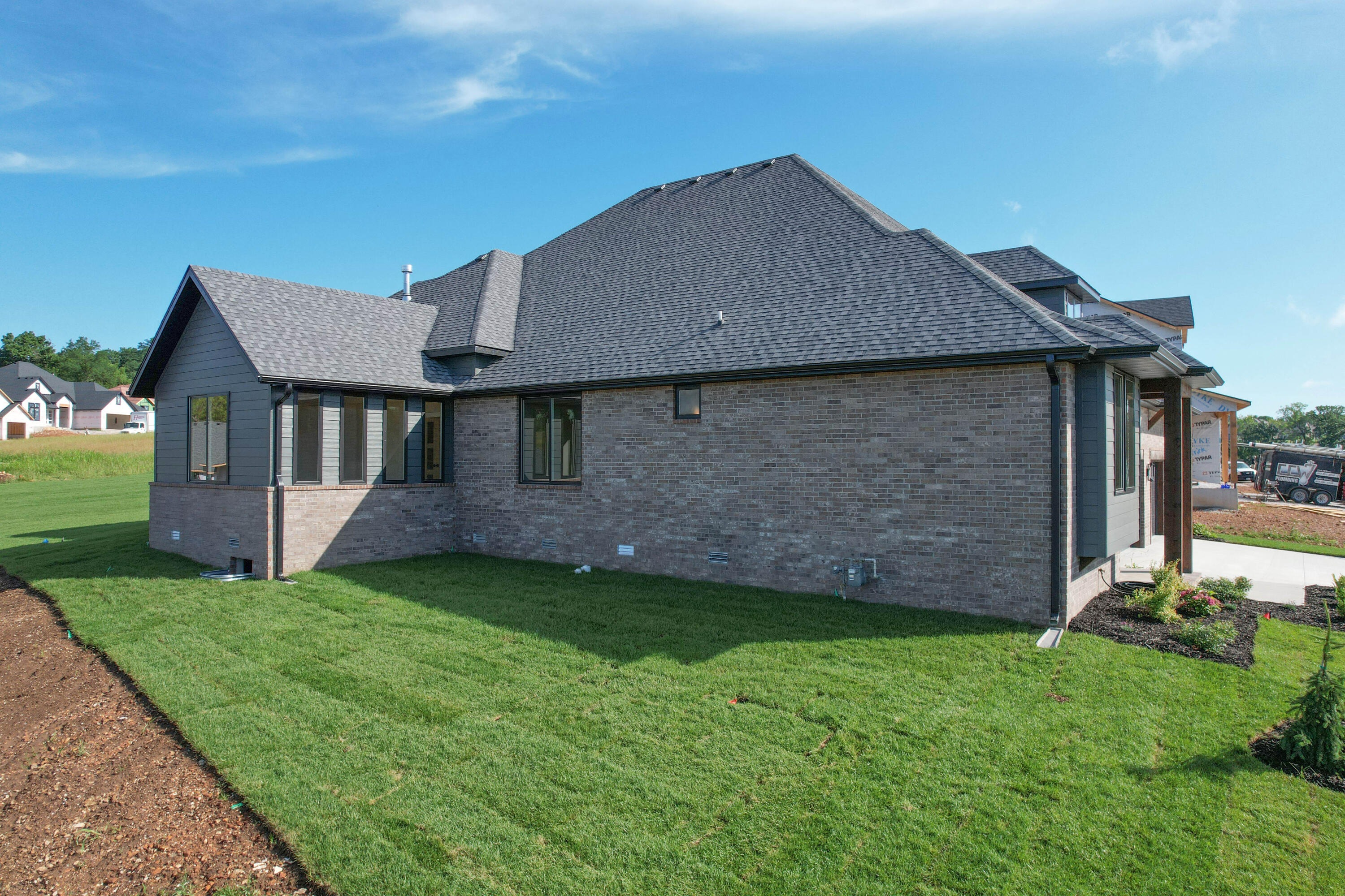 6059 South Clay Avenue Property Photo 3