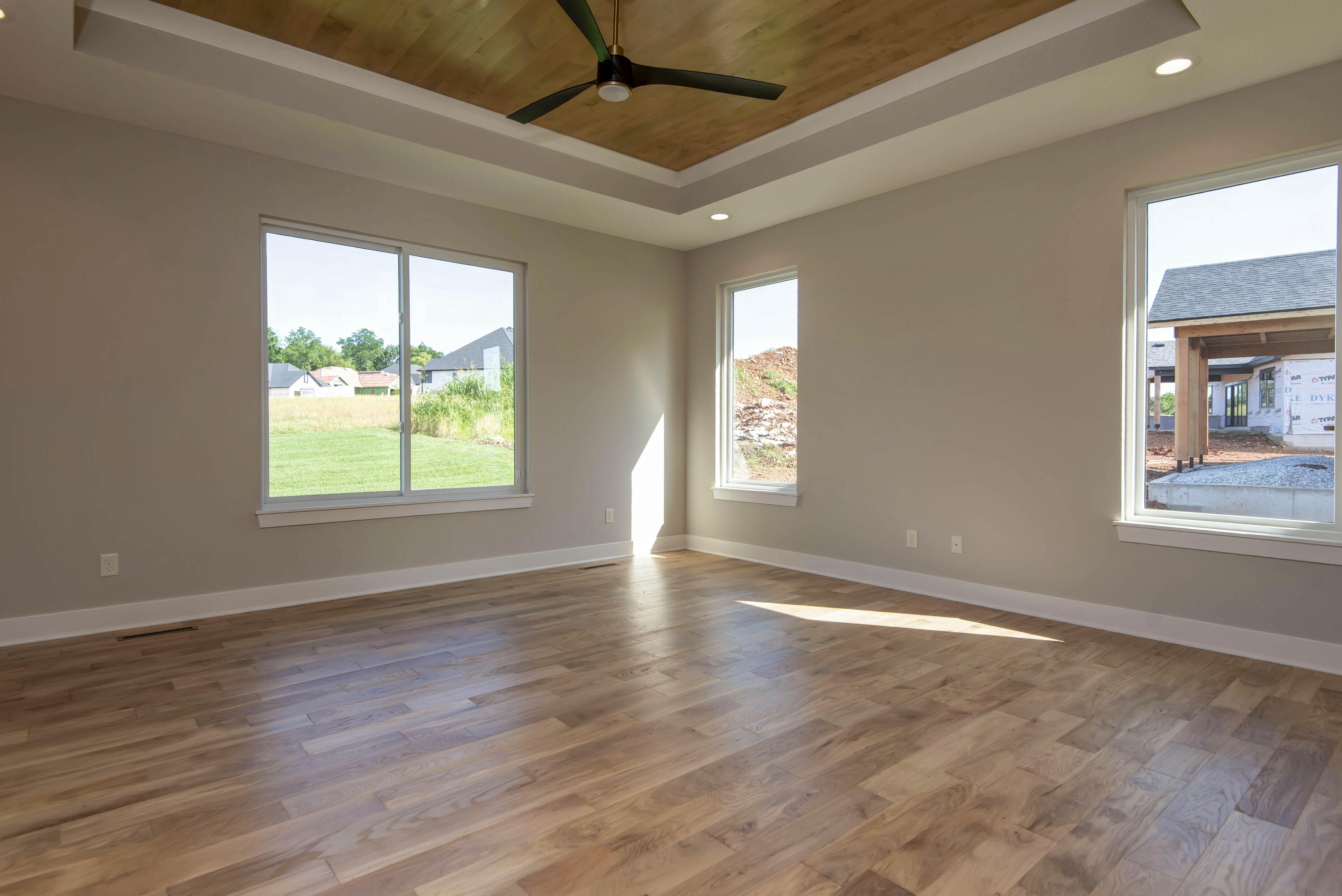 6059 South Clay Avenue Property Photo 28
