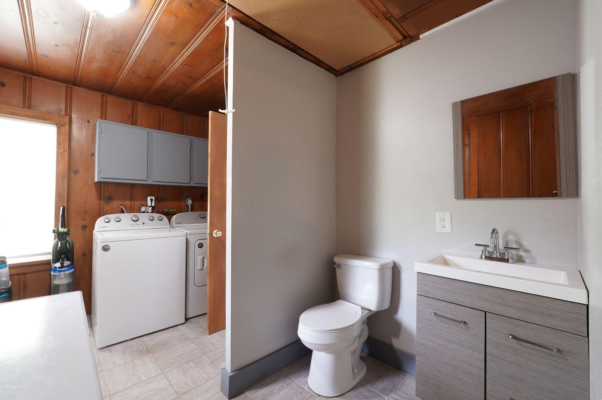 2414 North Missouri Avenue Property Photo 17