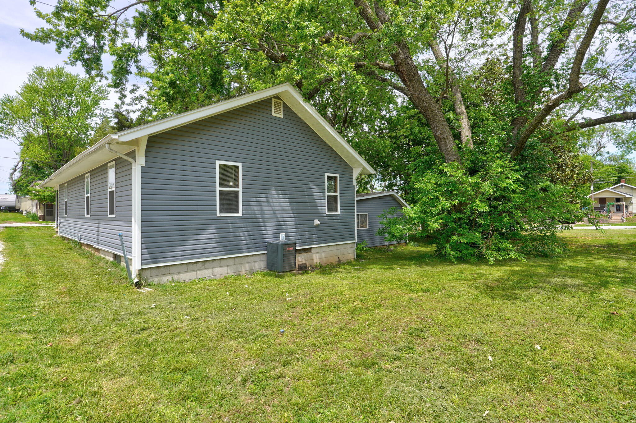2414 North Missouri Avenue Property Photo 22