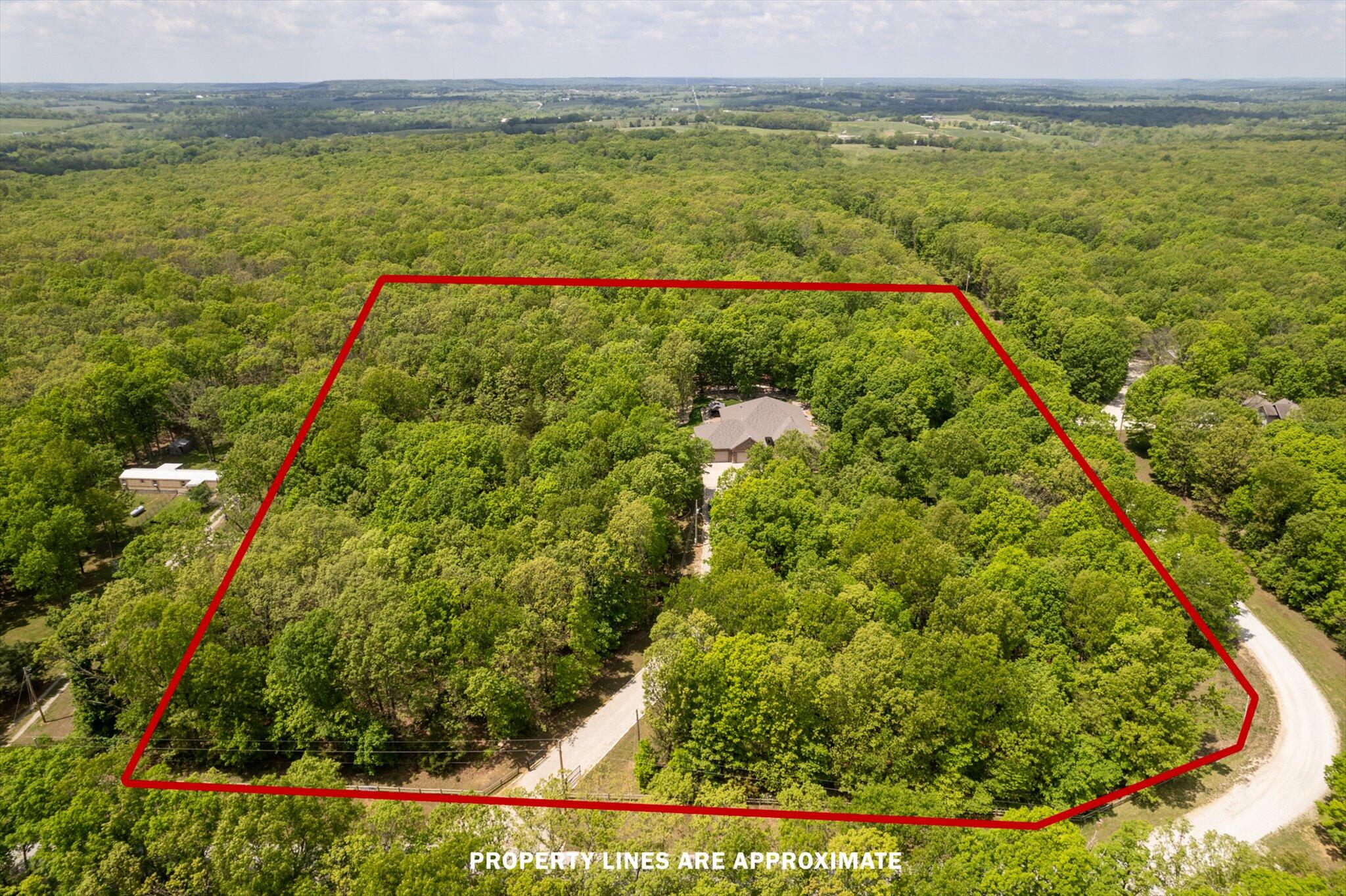 10687 North Farm Rd 247 Property Photo 3