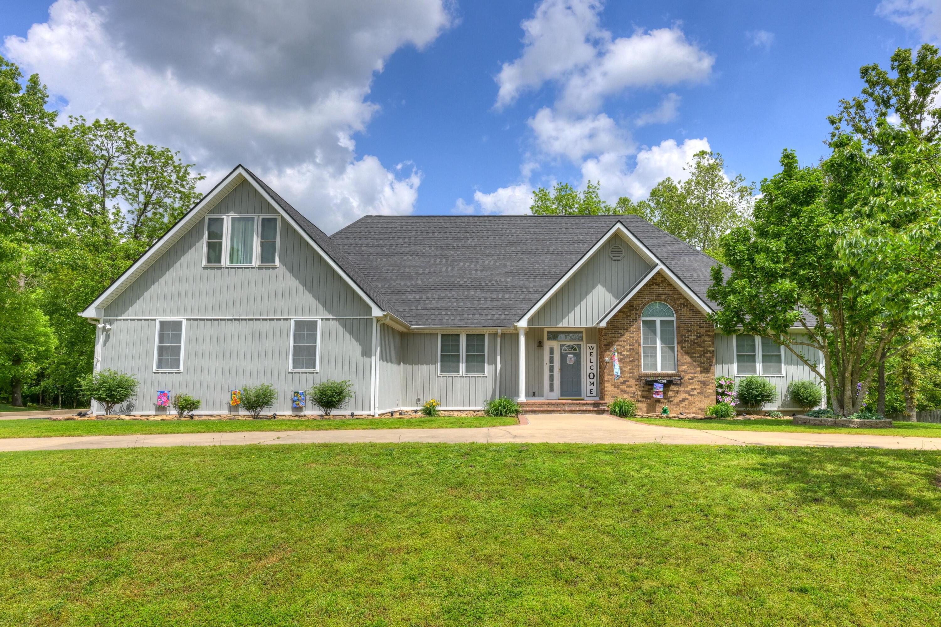 10208 Timberline Circle Property Photo 1