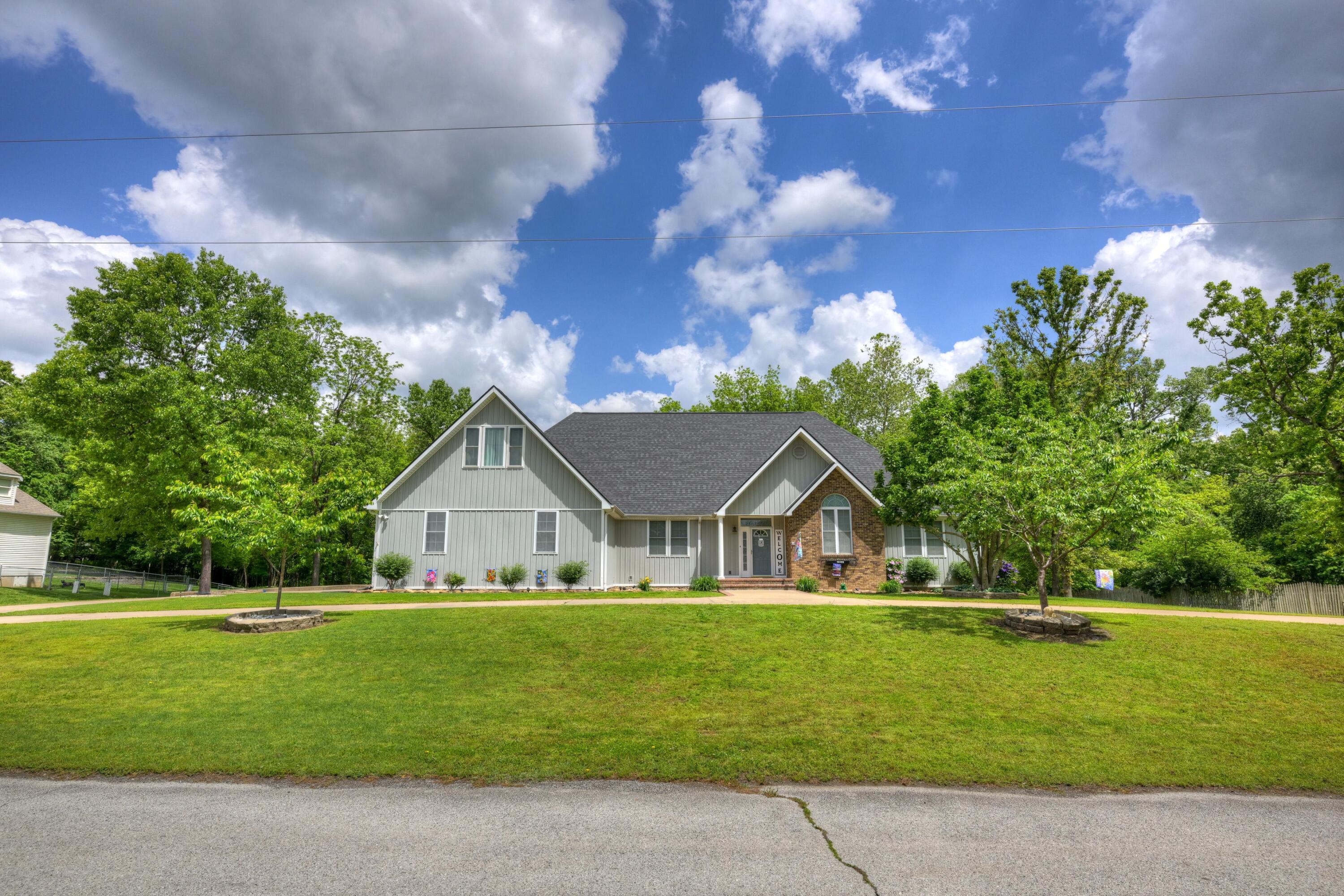 10208 Timberline Circle Property Photo 2
