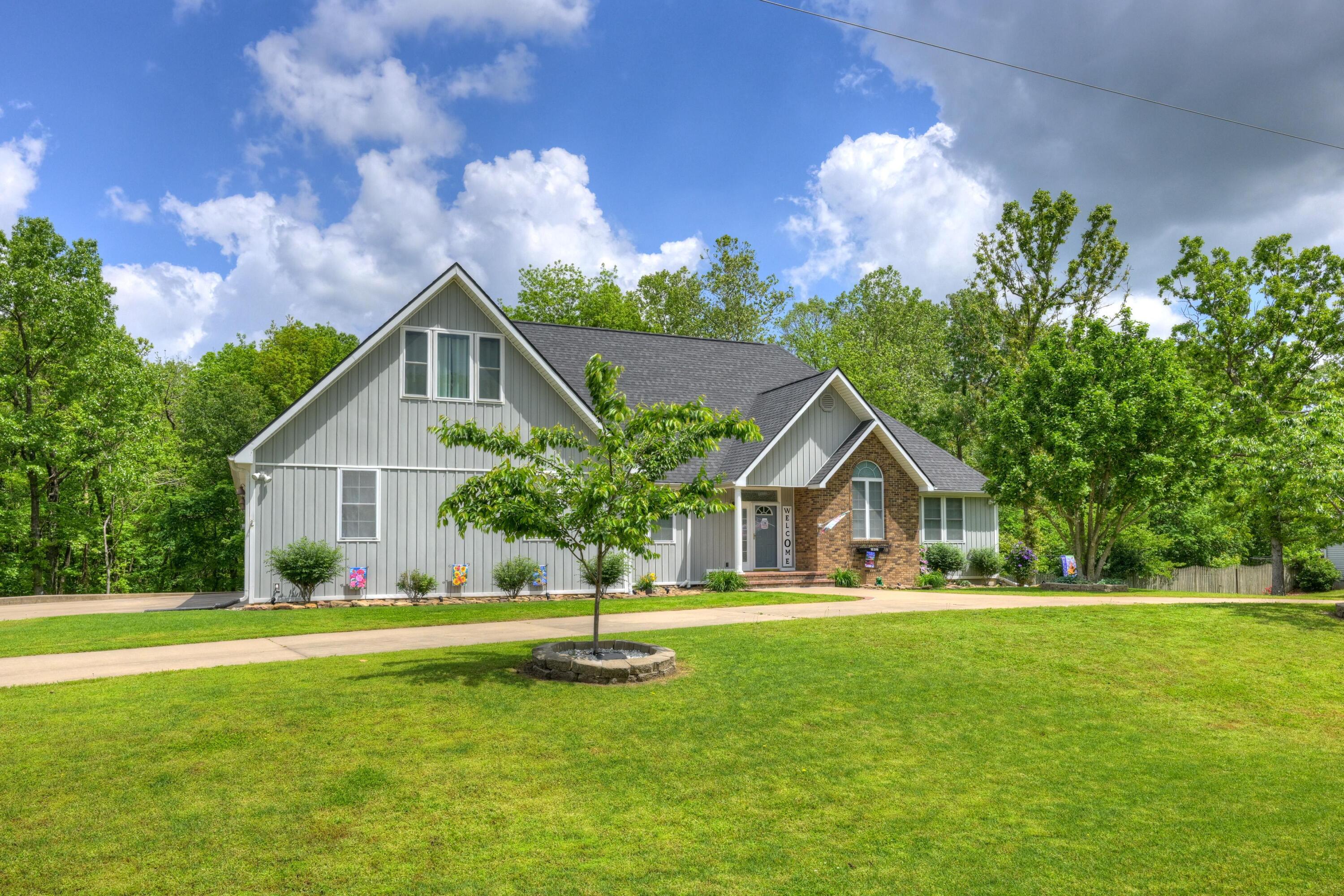 10208 Timberline Circle Property Photo 3