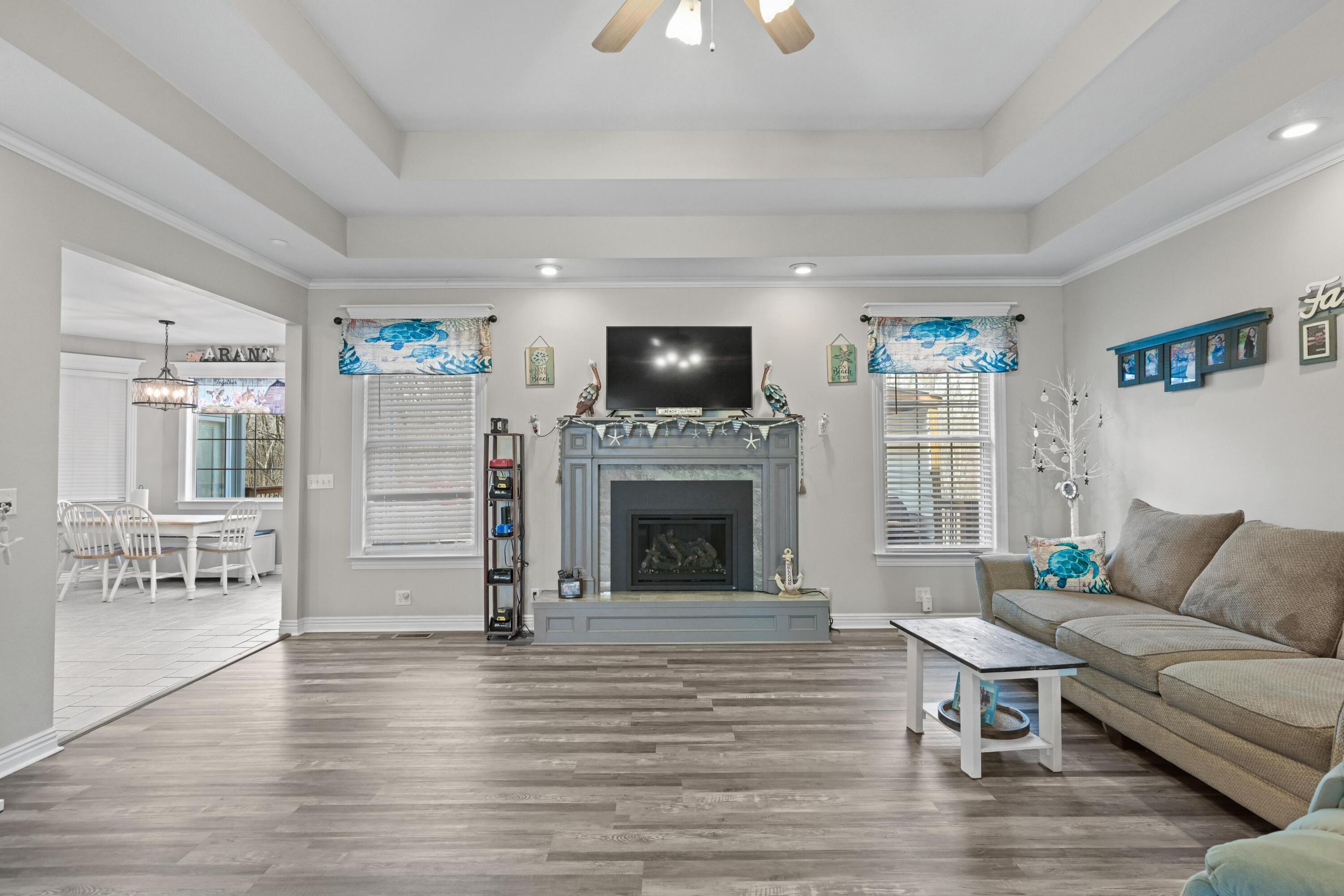 10208 Timberline Circle Property Photo 8