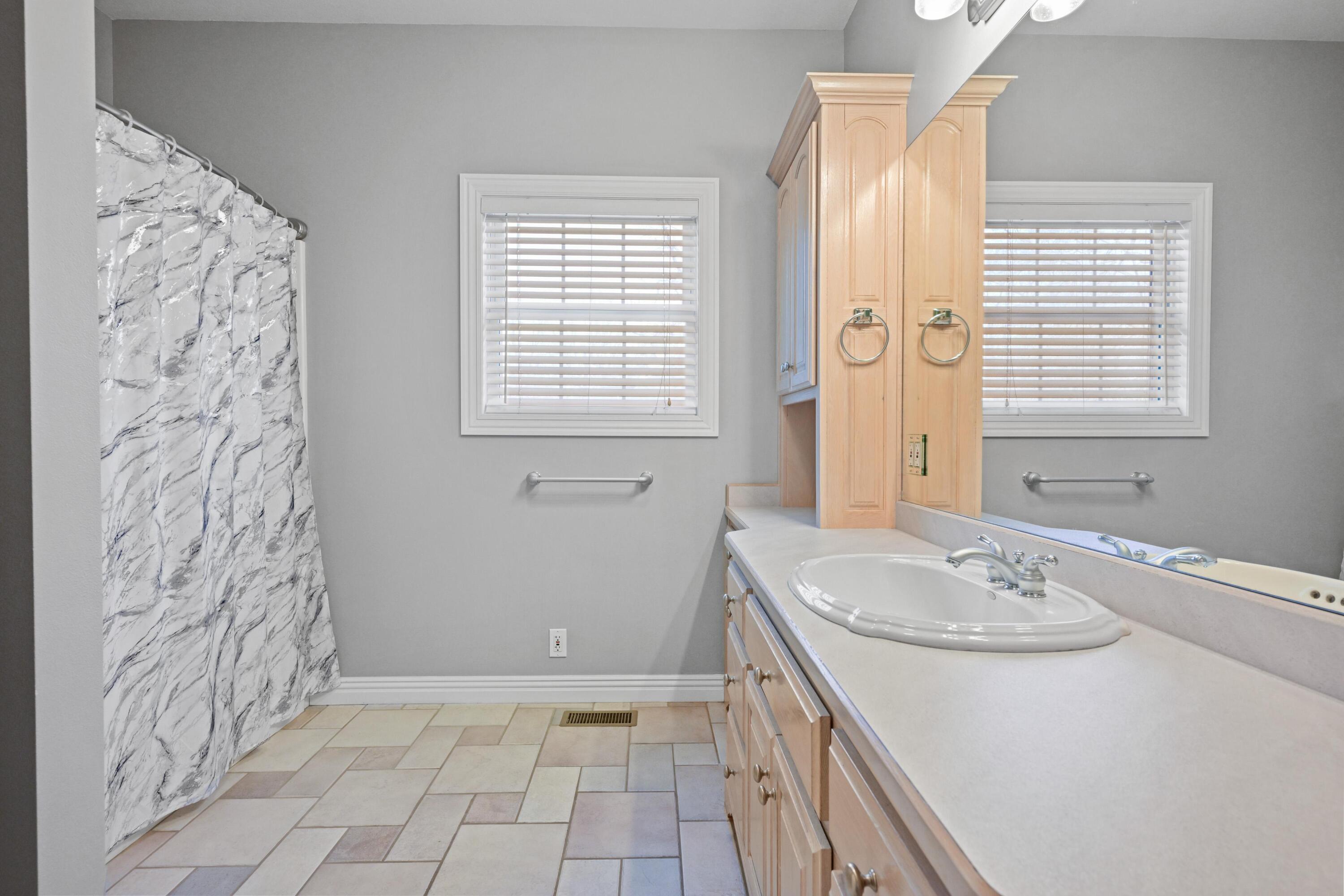 10208 Timberline Circle Property Photo 32