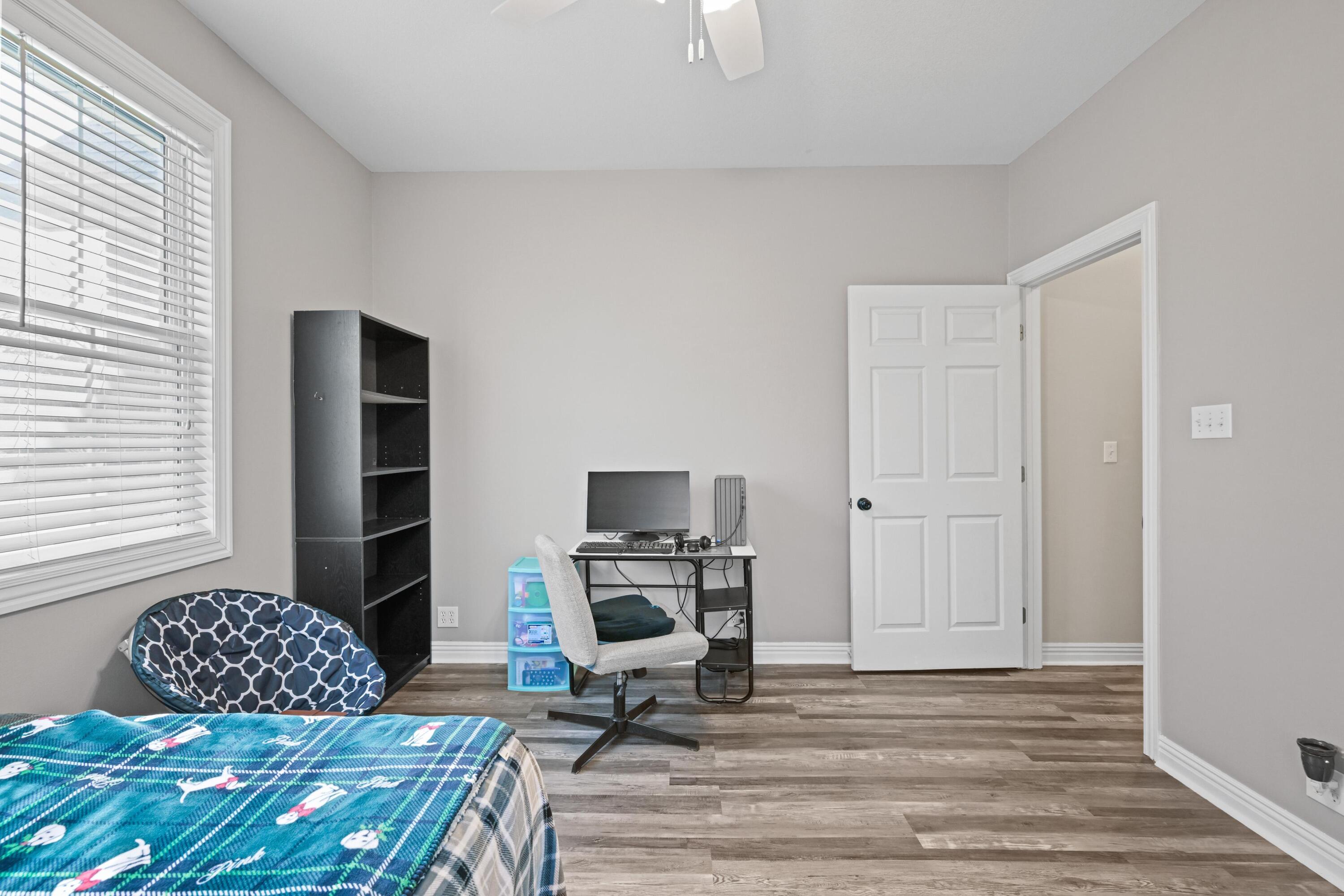 10208 Timberline Circle Property Photo 34