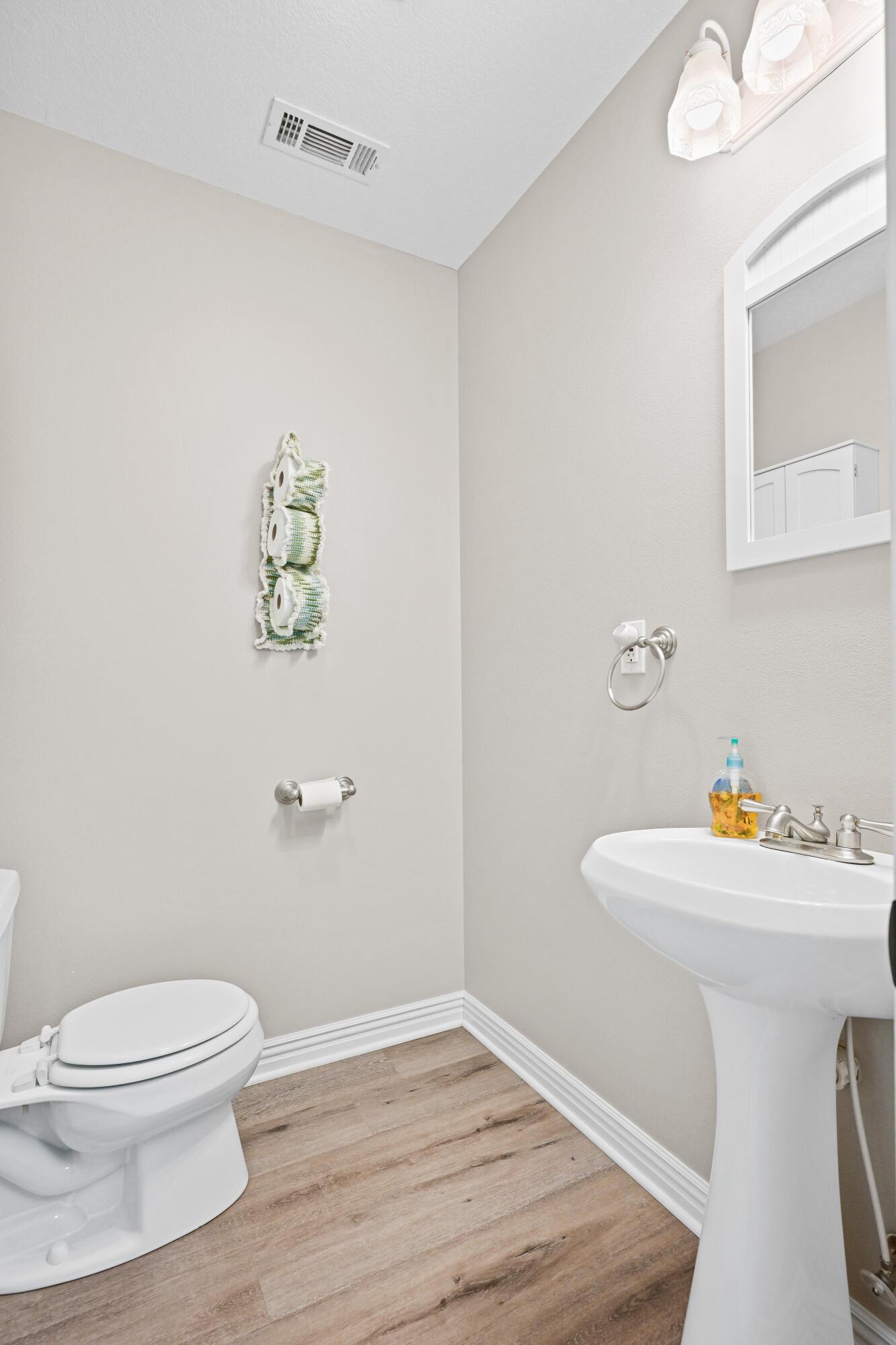 10208 Timberline Circle Property Photo 44