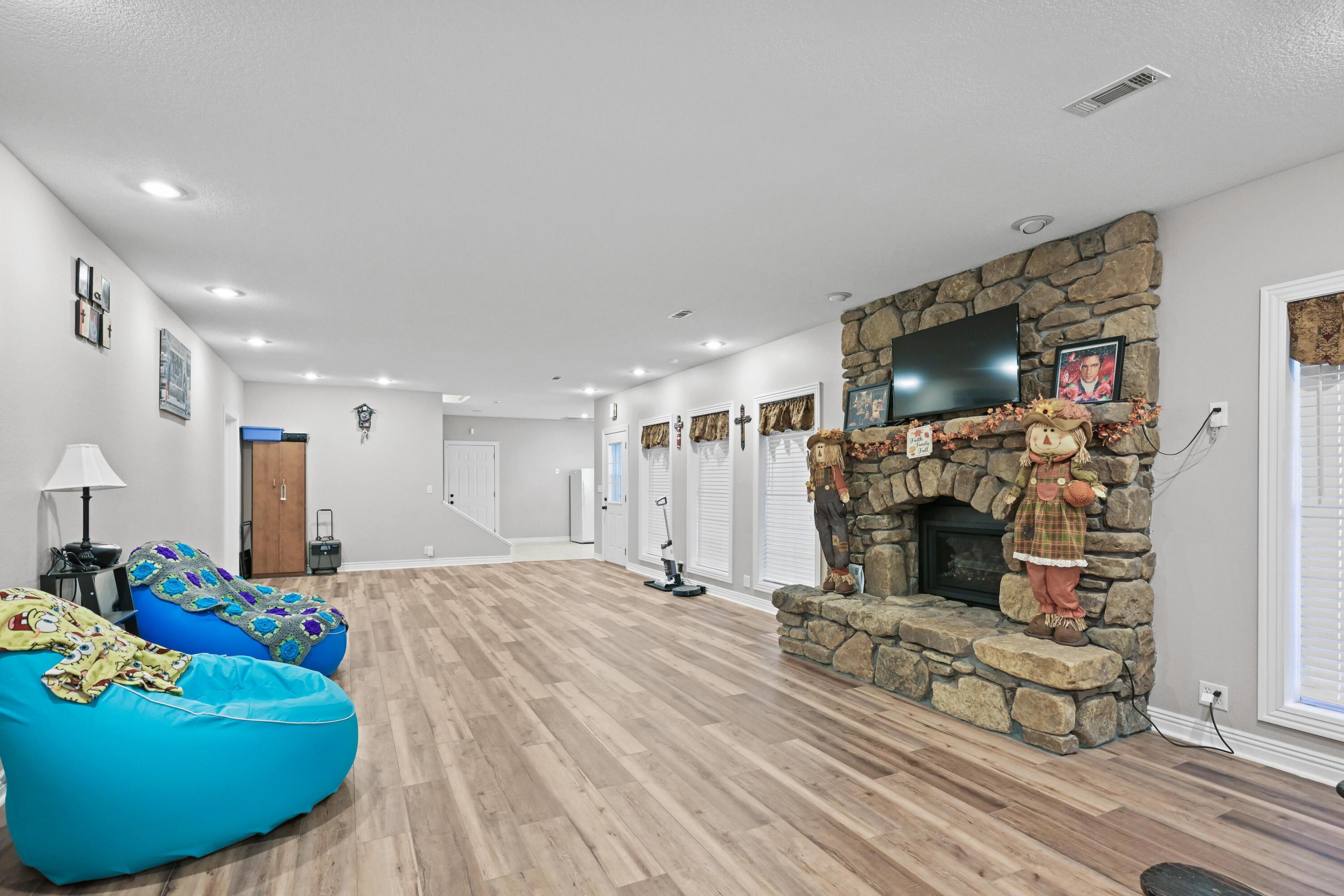 10208 Timberline Circle Property Photo 45