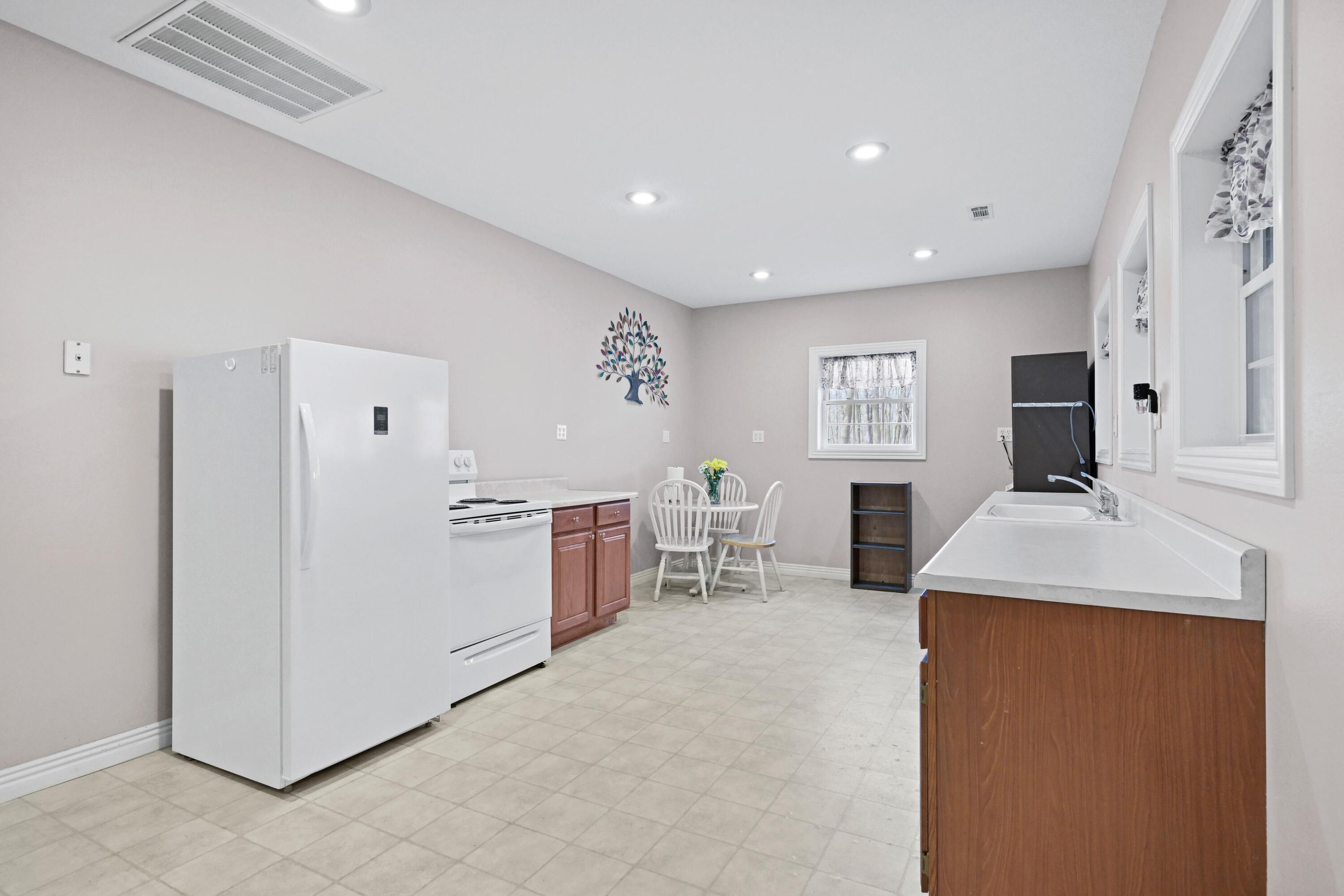 10208 Timberline Circle Property Photo 48