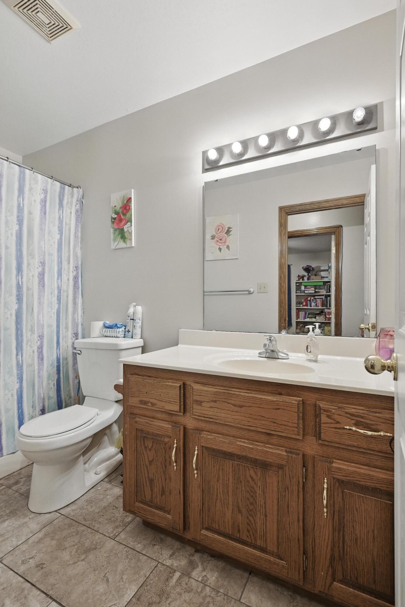 515 Barton Place Property Photo 23