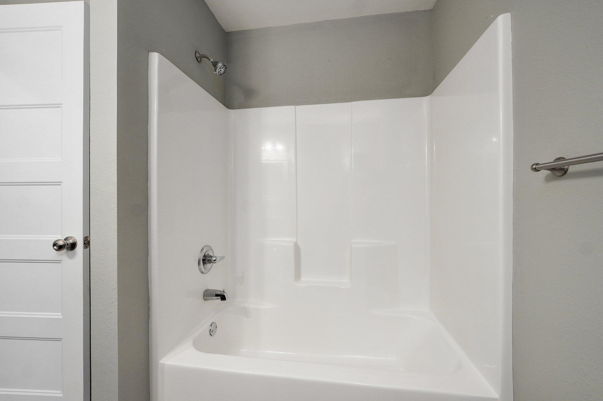 678 East Simpson Street Property Photo 22