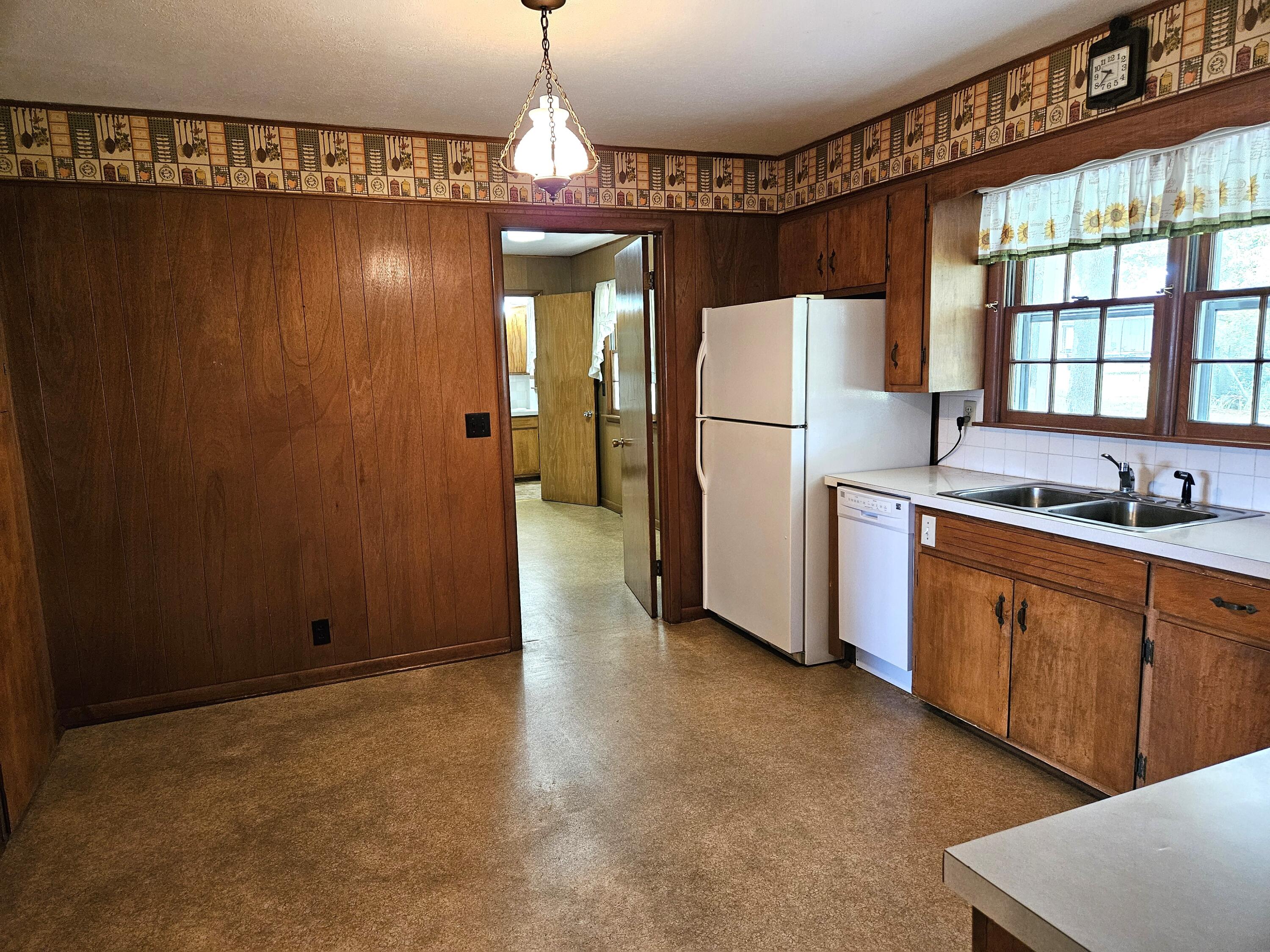 716 East Kirkwood Drive Property Photo 11