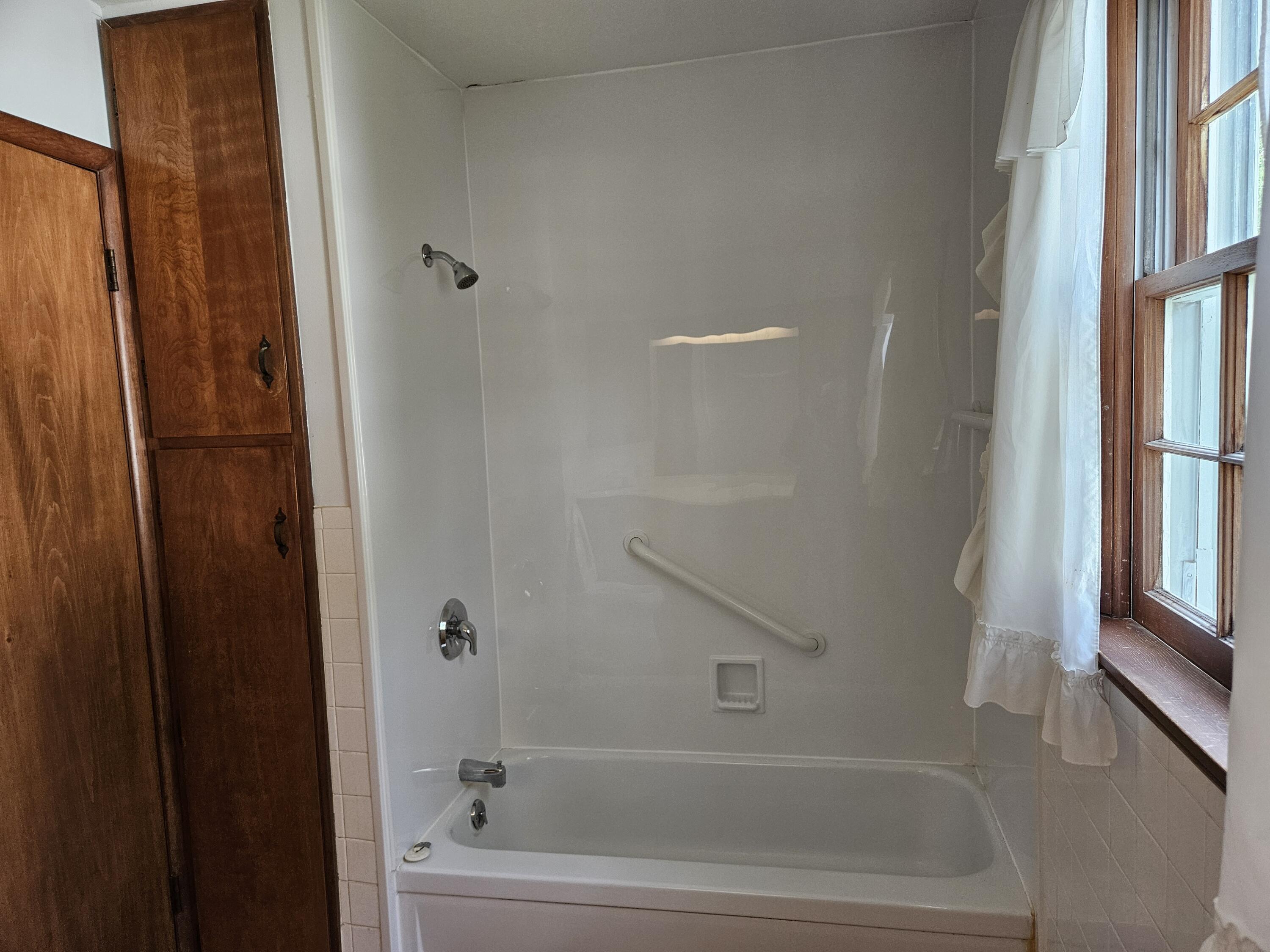 716 East Kirkwood Drive Property Photo 23