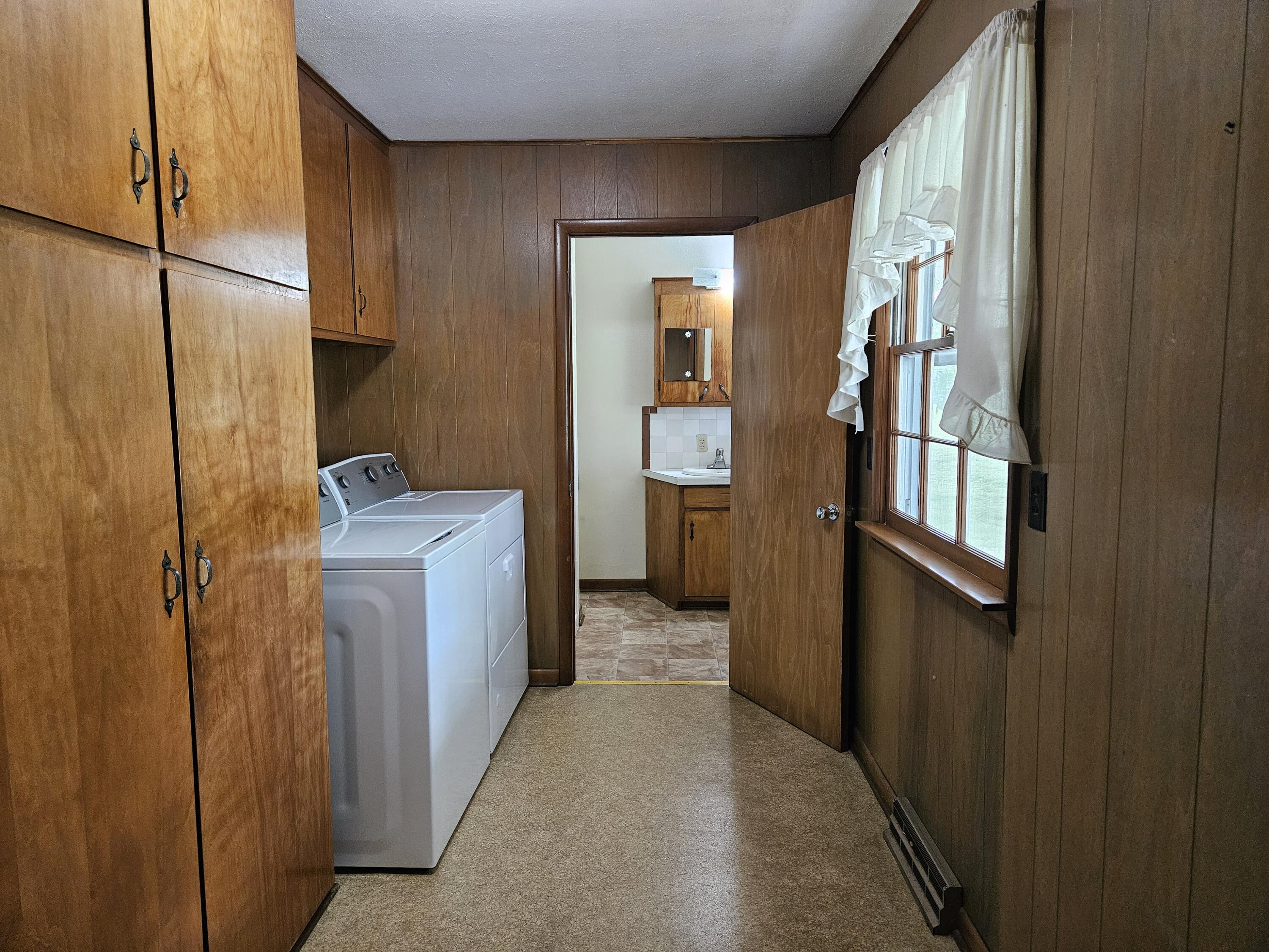 716 East Kirkwood Drive Property Photo 24