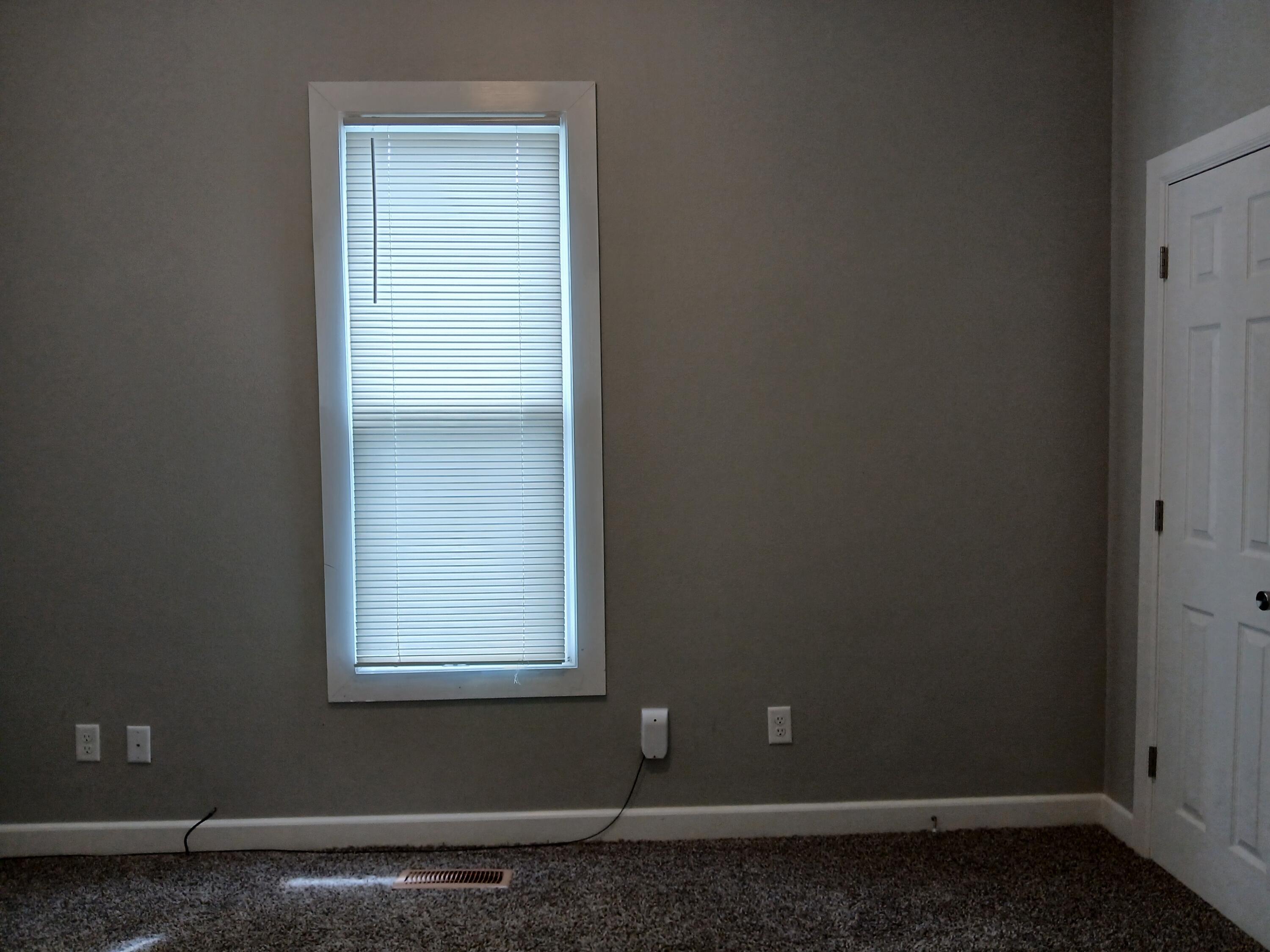 639 West Webster Street Property Photo 12