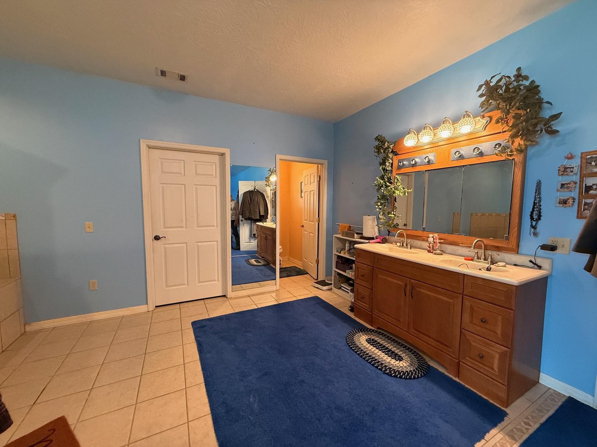 2772 Morriston Road Property Photo 25
