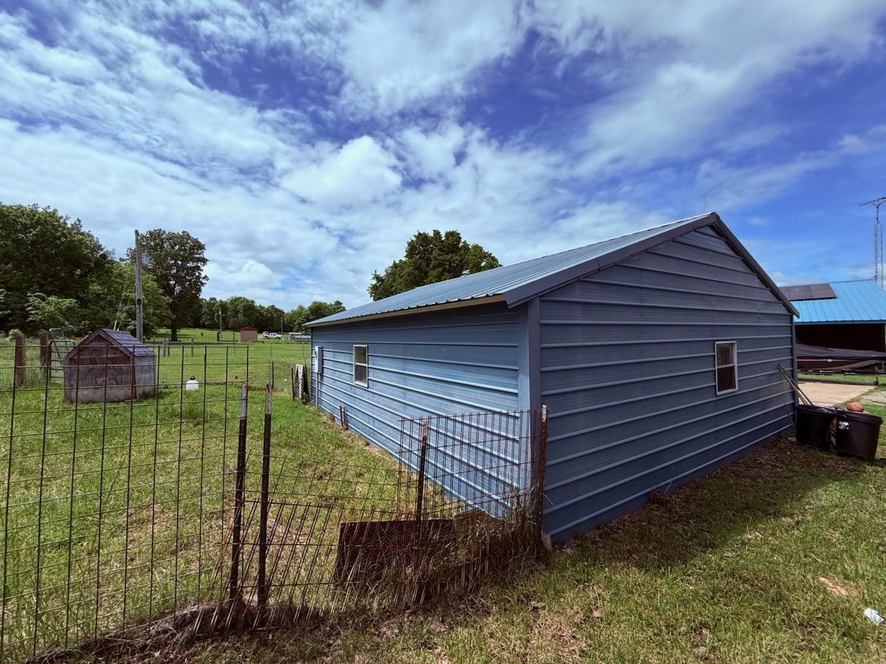 2772 Morriston Road Property Photo 38