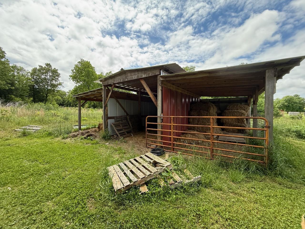 2772 Morriston Road Property Photo 63