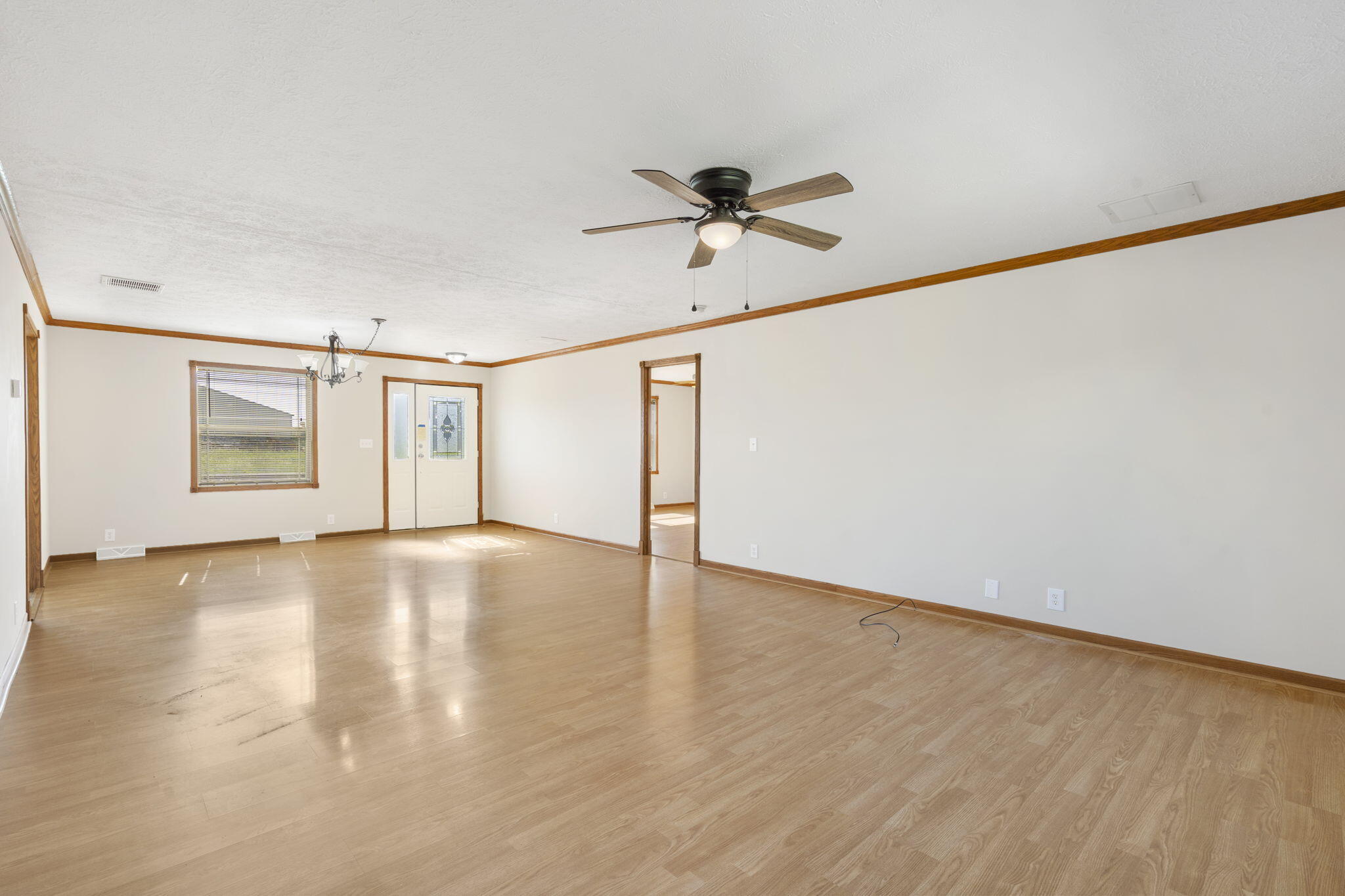 23111 Kings Lane Property Photo 11