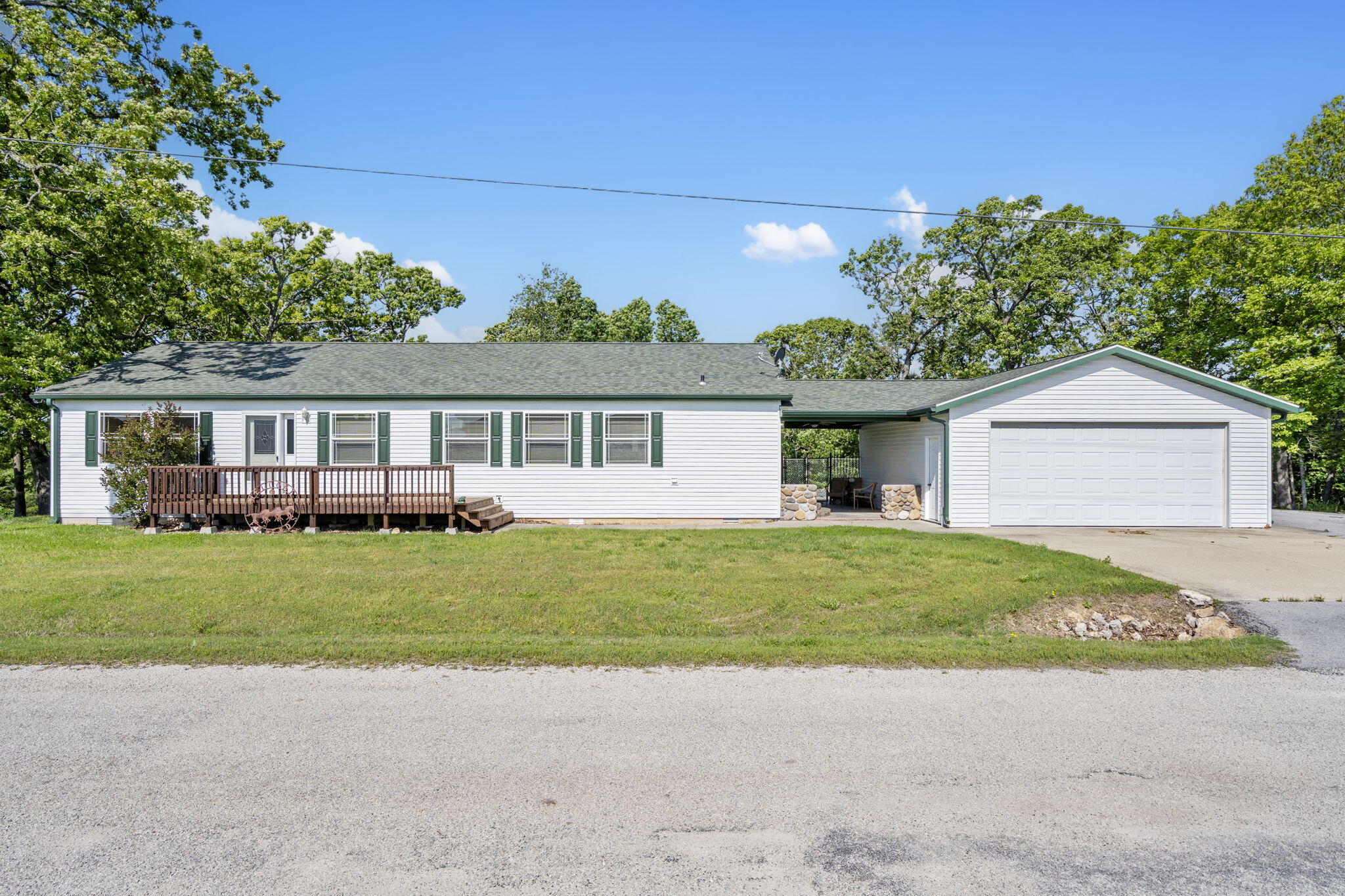 23111 Kings Lane Property Photo 36