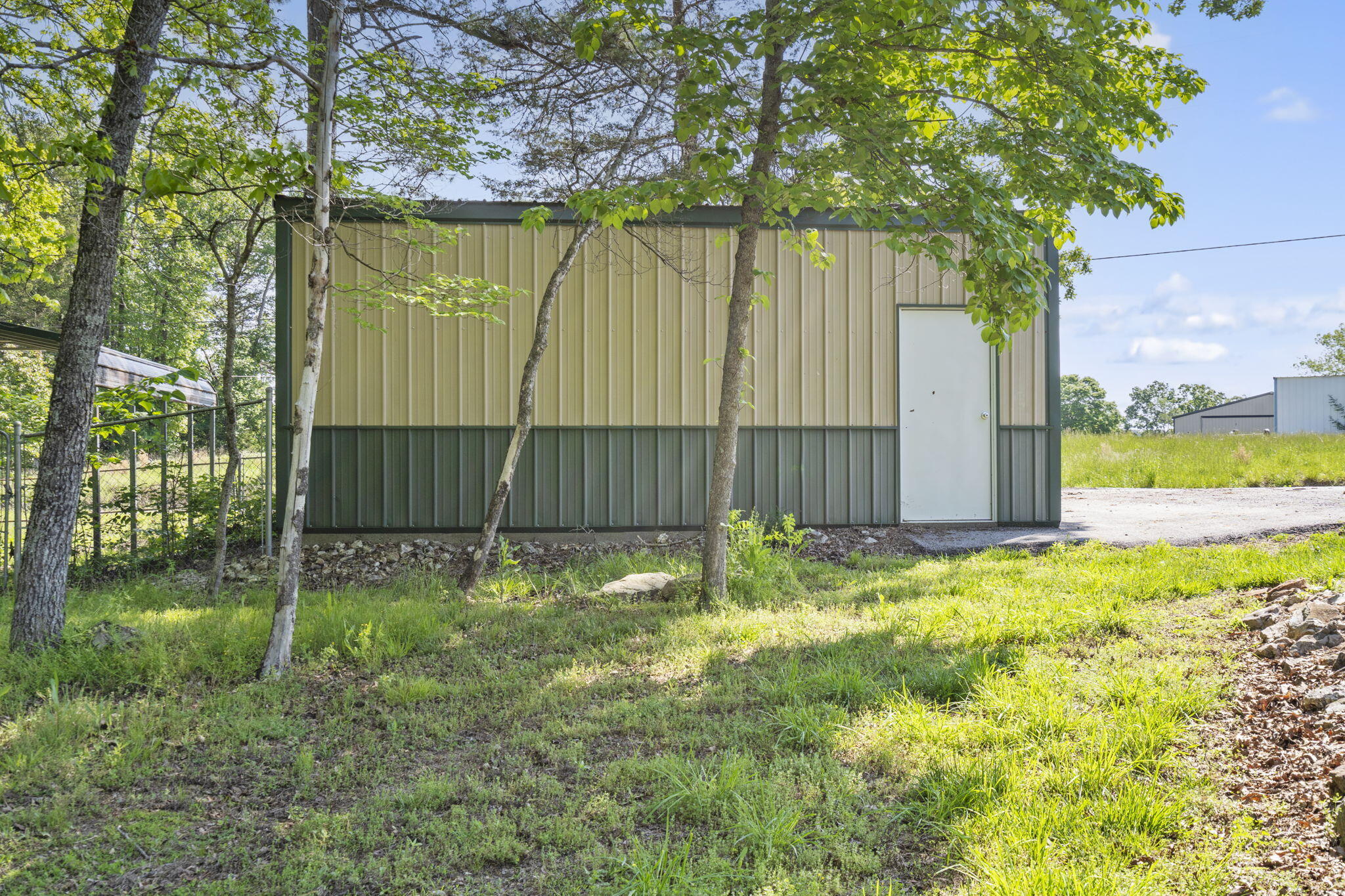 23111 Kings Lane Property Photo 39