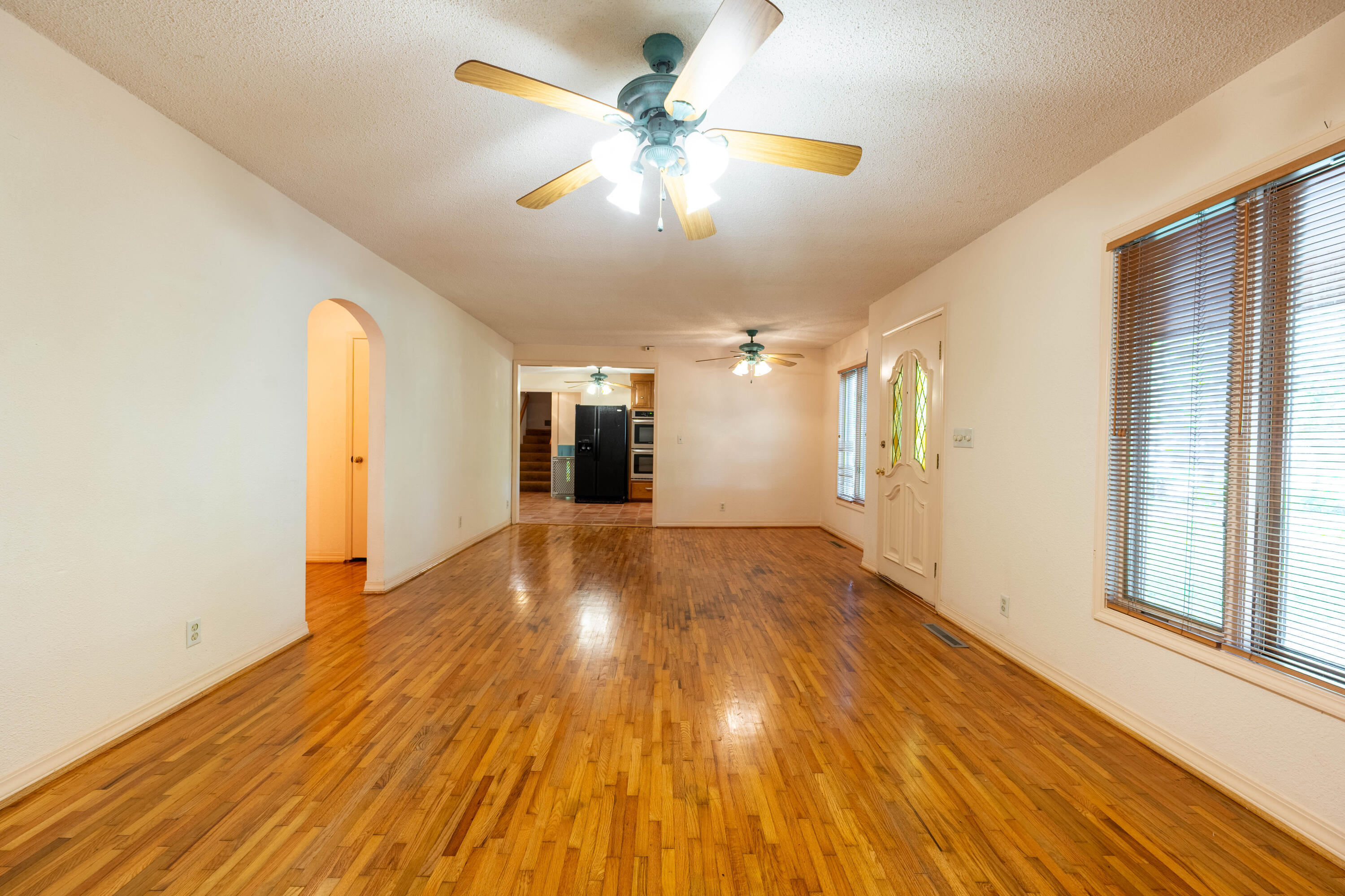 1857 South Holland Avenue Property Photo 12