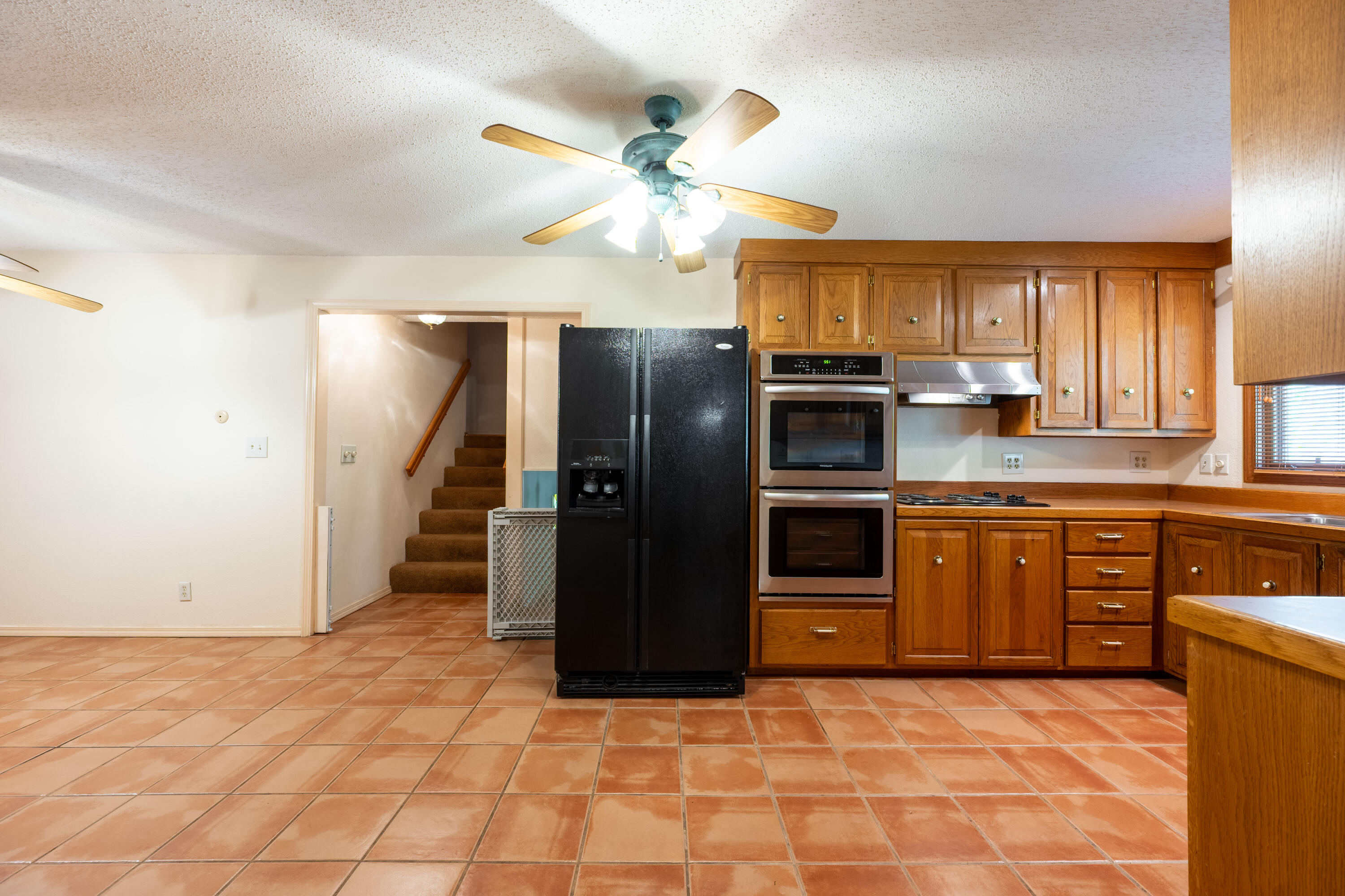 1857 South Holland Avenue Property Photo 13