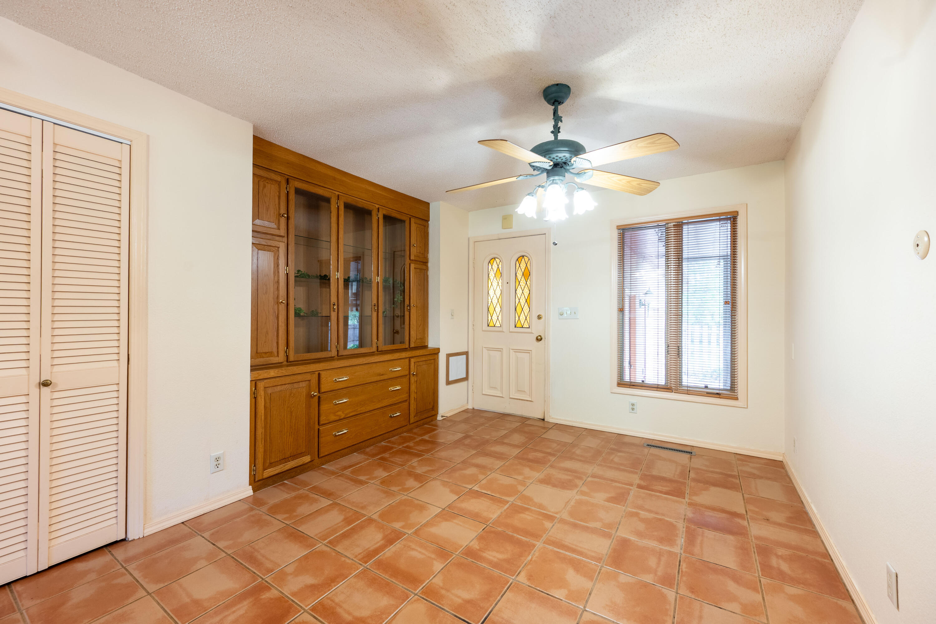 1857 South Holland Avenue Property Photo 17