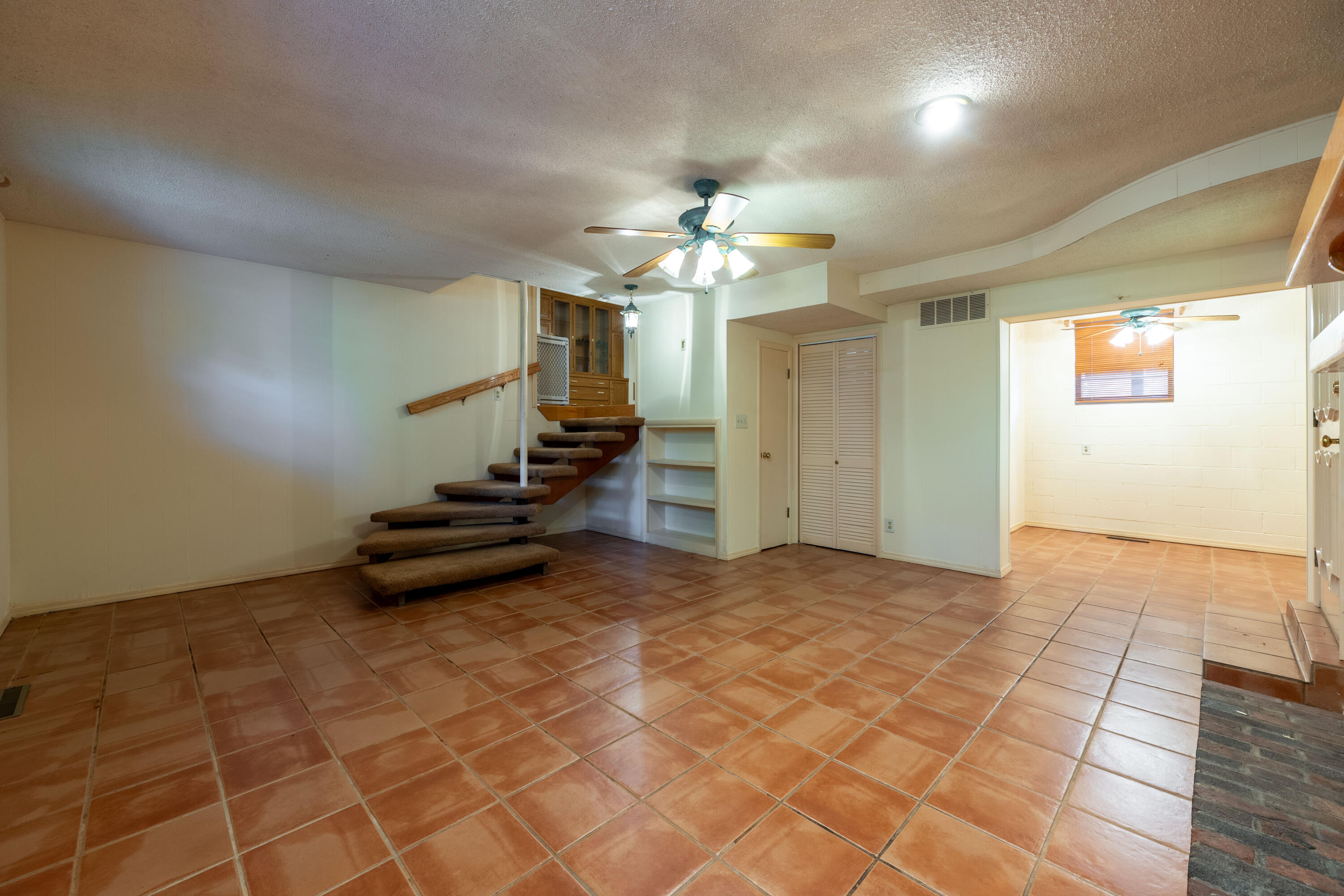 1857 South Holland Avenue Property Photo 18