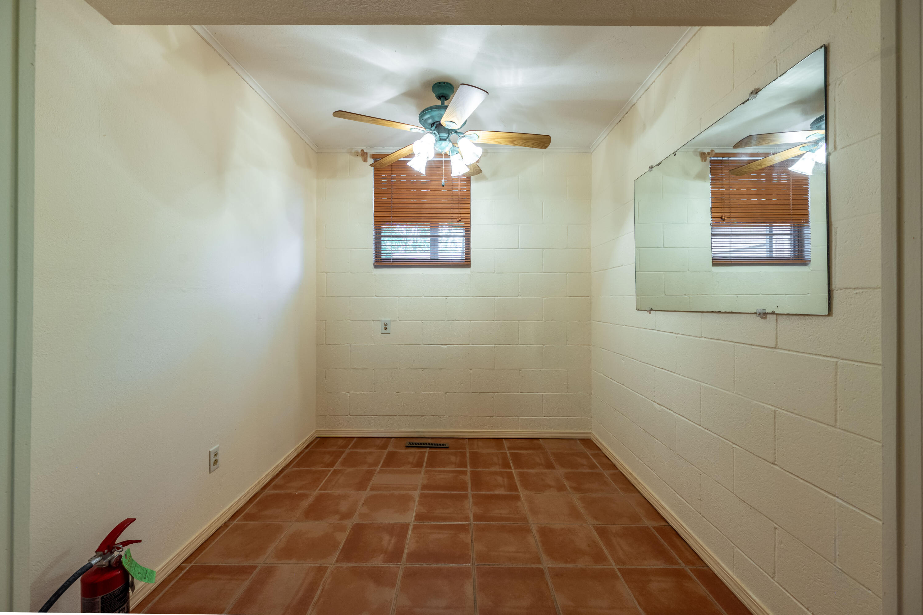 1857 South Holland Avenue Property Photo 22