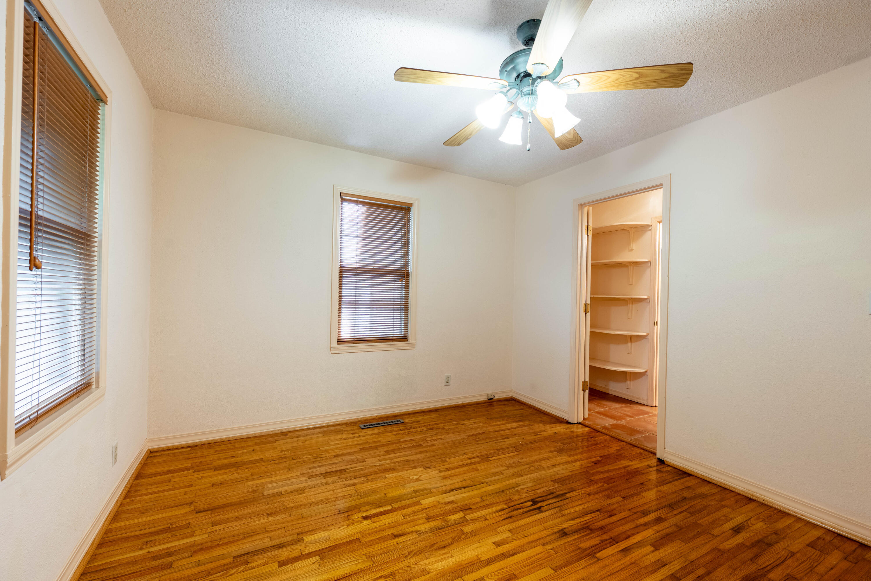 1857 South Holland Avenue Property Photo 25