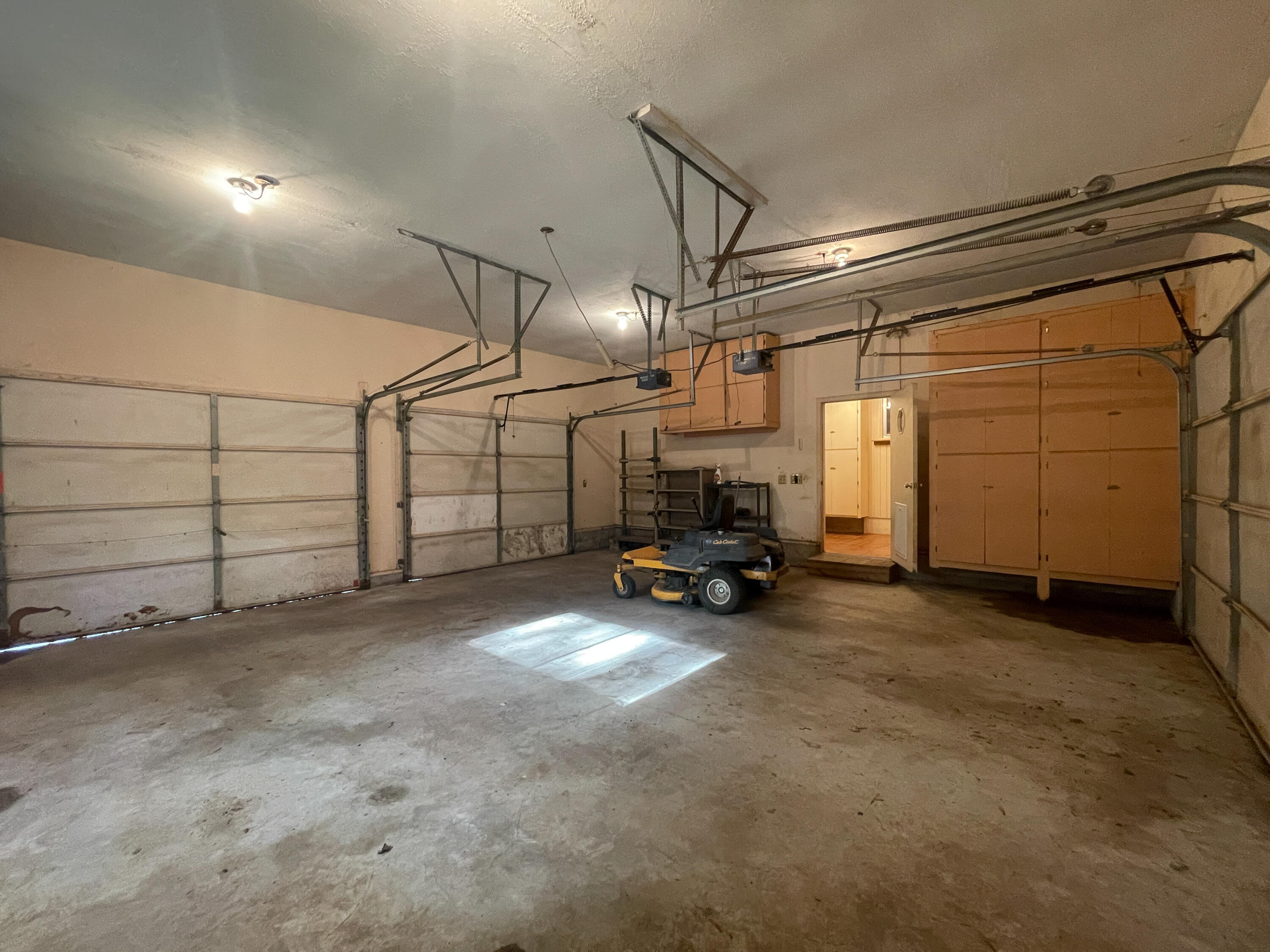 1857 South Holland Avenue Property Photo 47