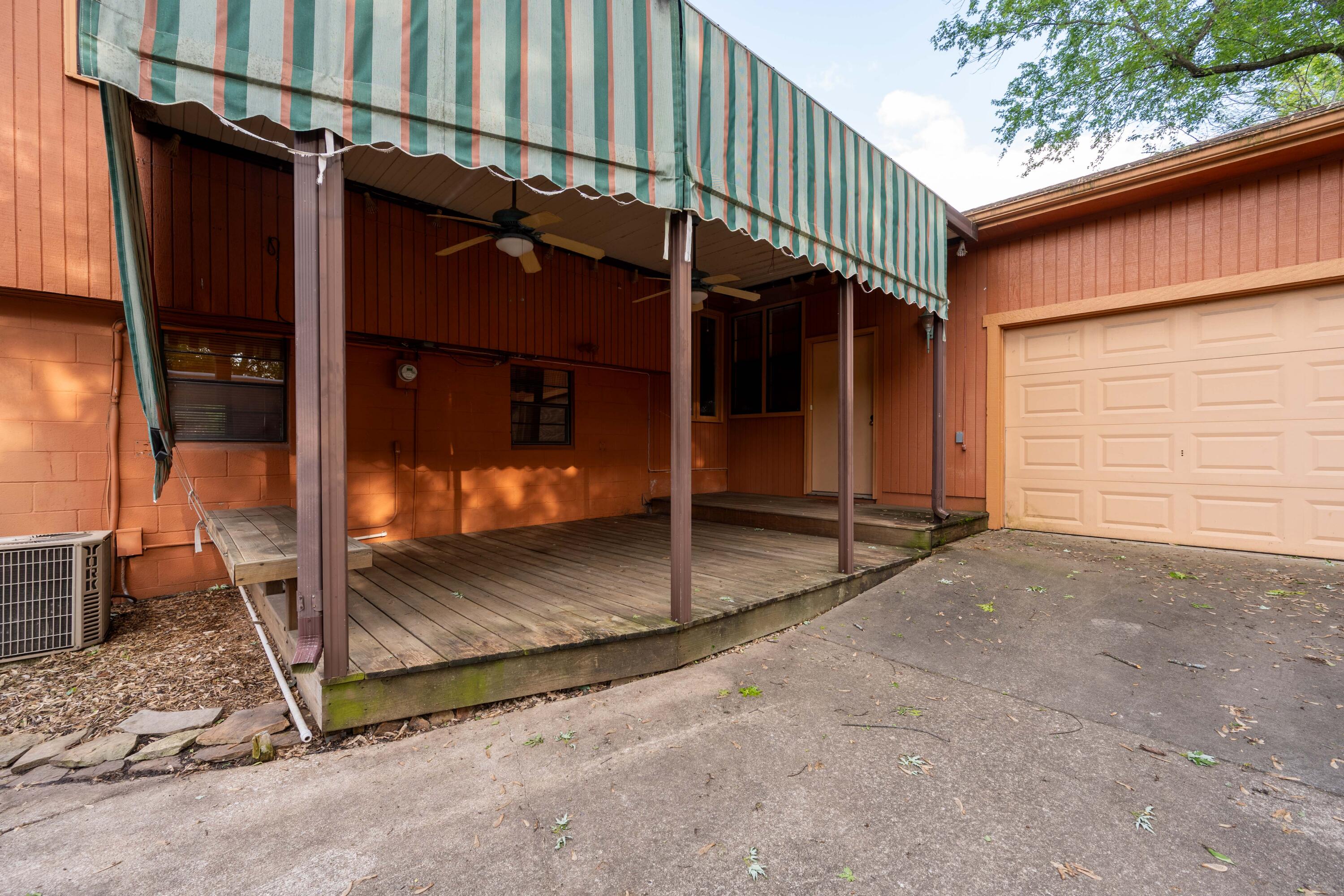 1857 South Holland Avenue Property Photo 50